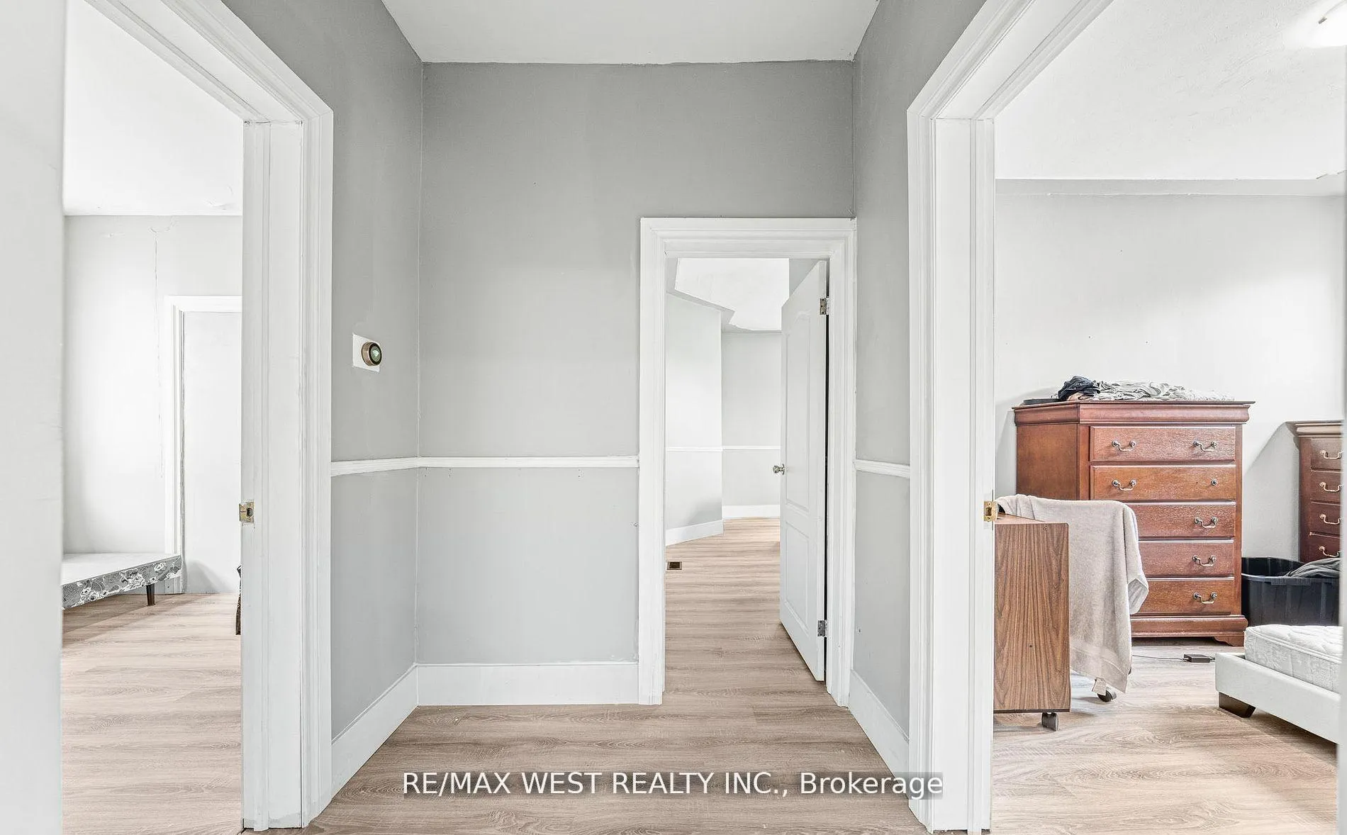 Photo 14 of 58 Brook Street E, Cambridge — HOMEH