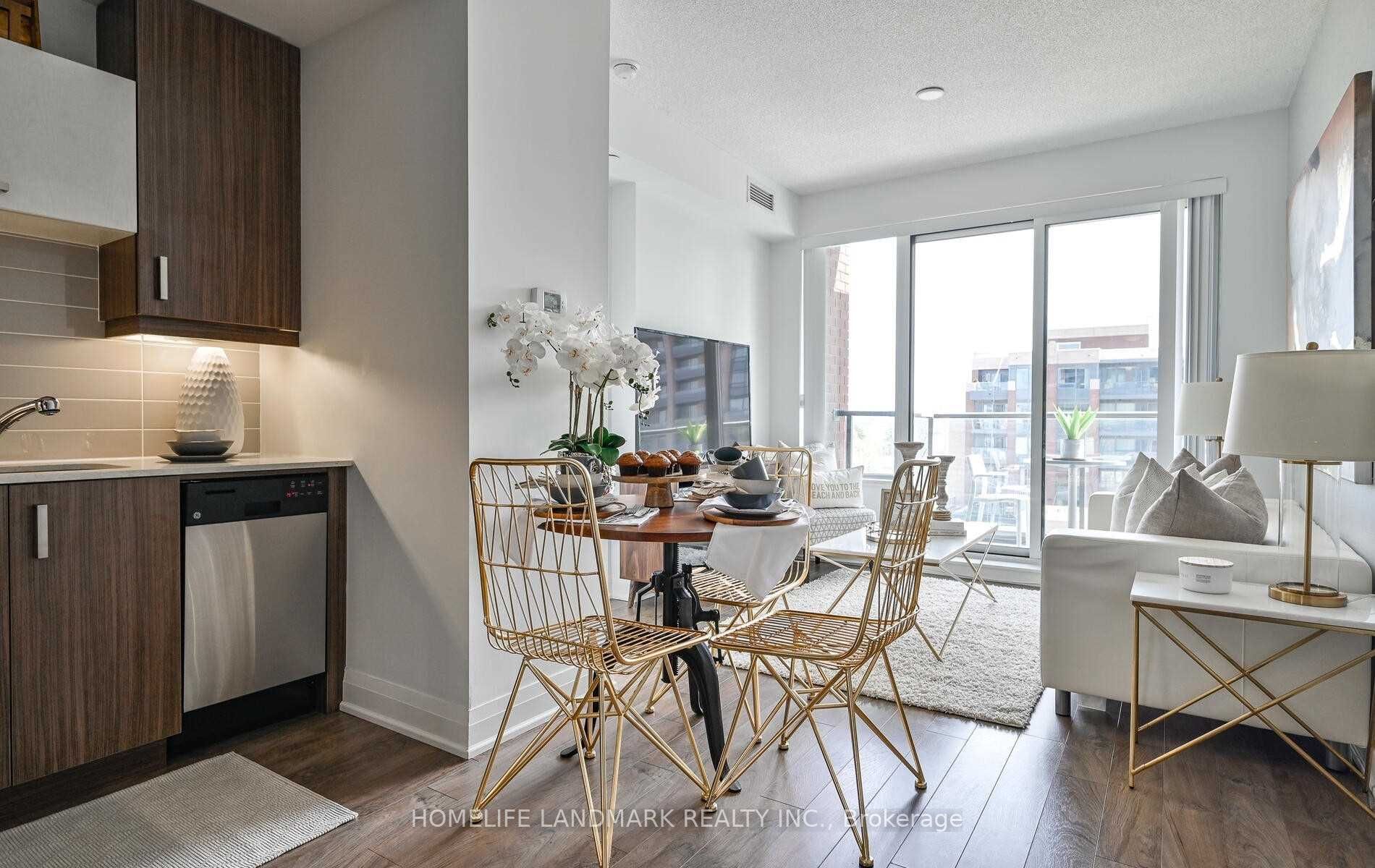 Photo 7 of Unit 726, 28 Uptown Drive, Markham, Unionville — HOMEH