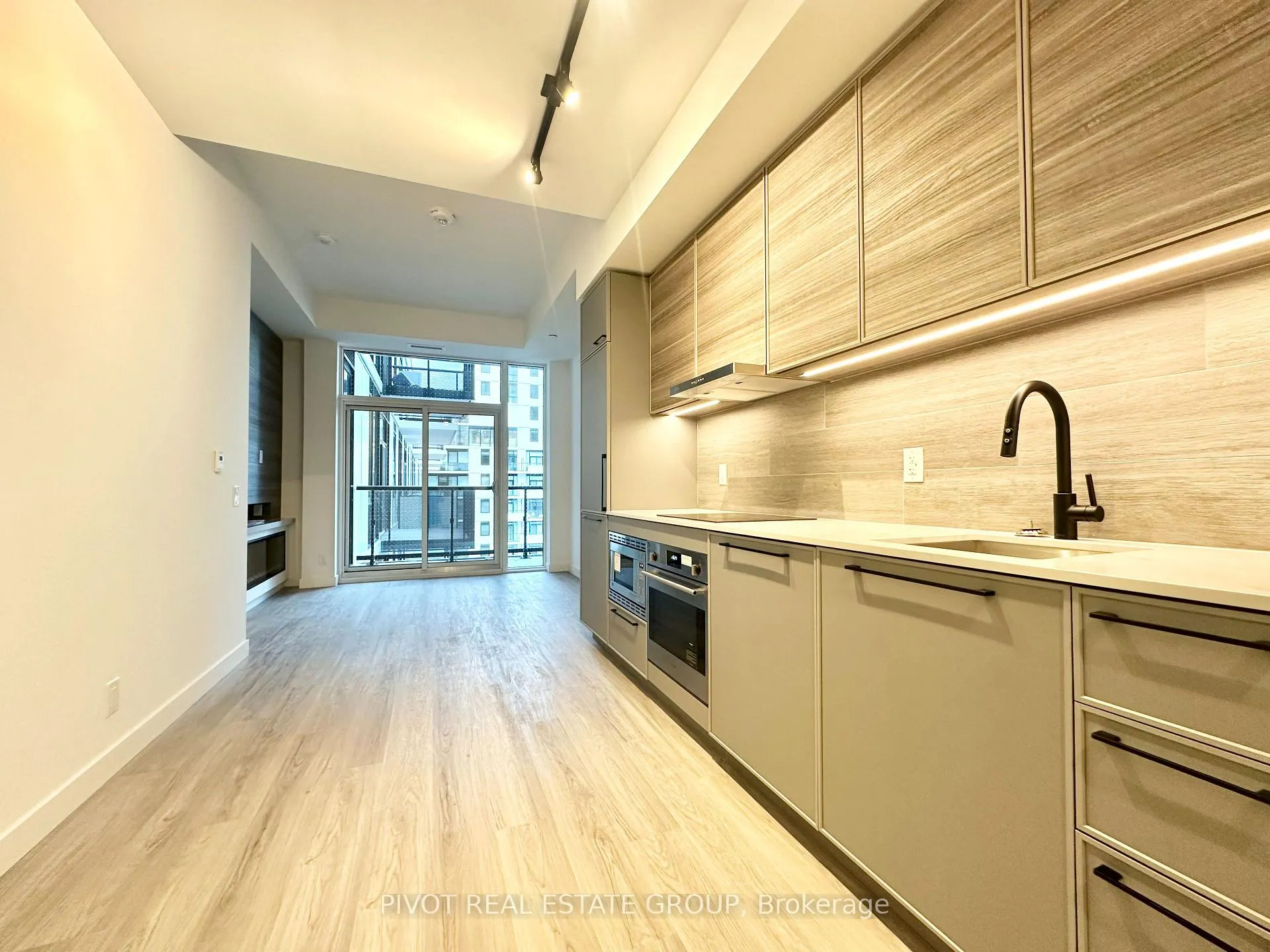Photo 1 of Unit 725, 1050 Eastern Avenue, Toronto, The Beaches — HOMEH