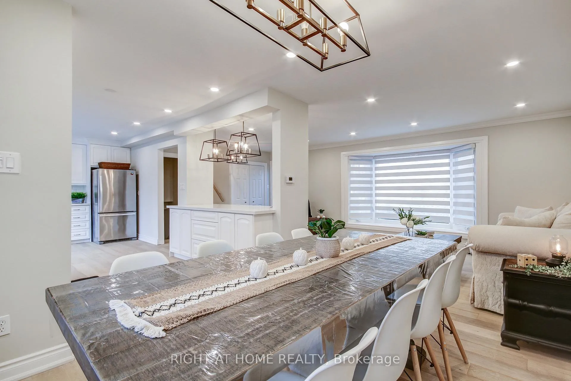Photo 7 of 5264 Woodhaven Drive, Burlington, Appleby — HOMEH