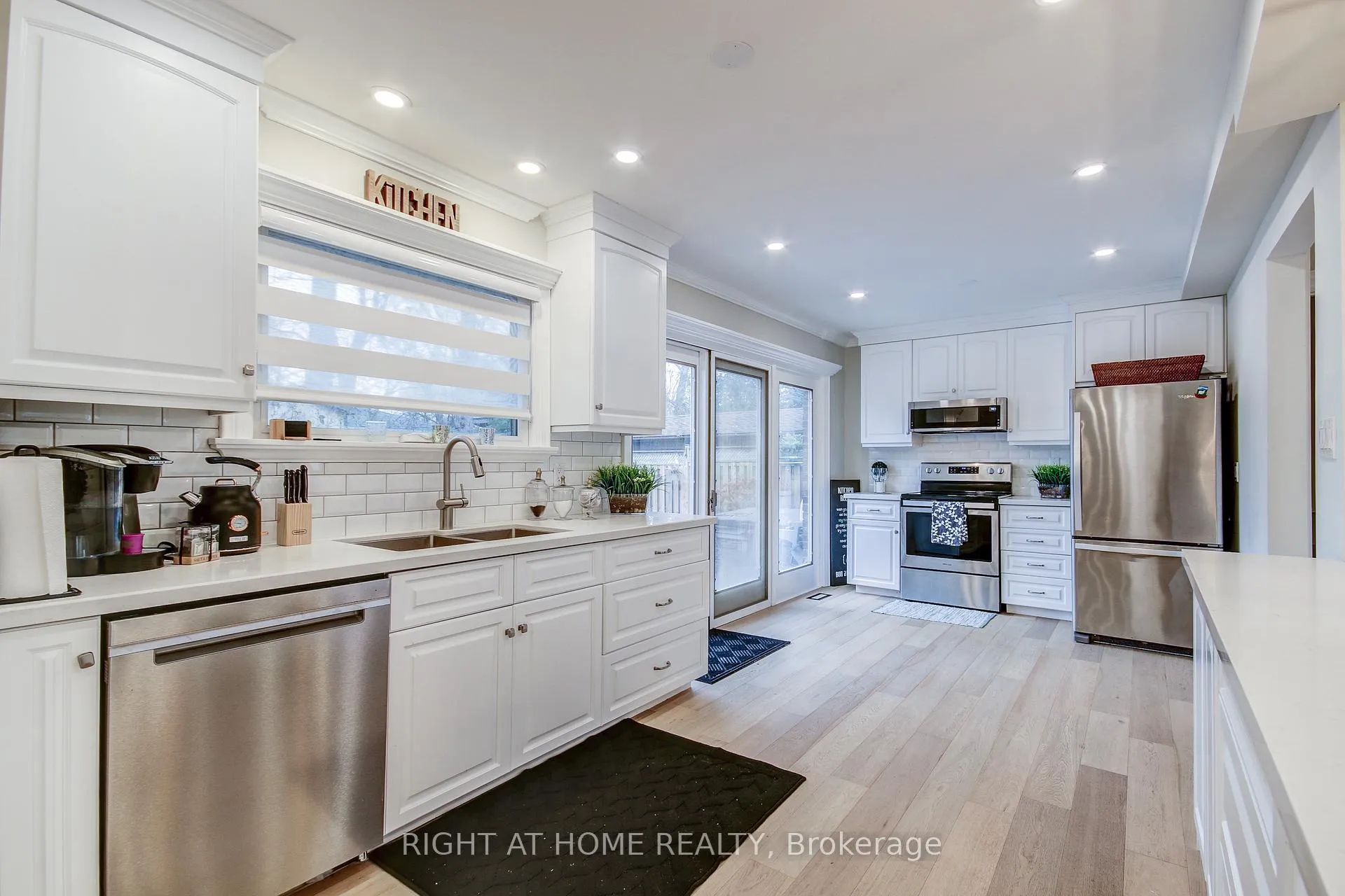 Photo 11 of 5264 Woodhaven Drive, Burlington, Appleby — HOMEH