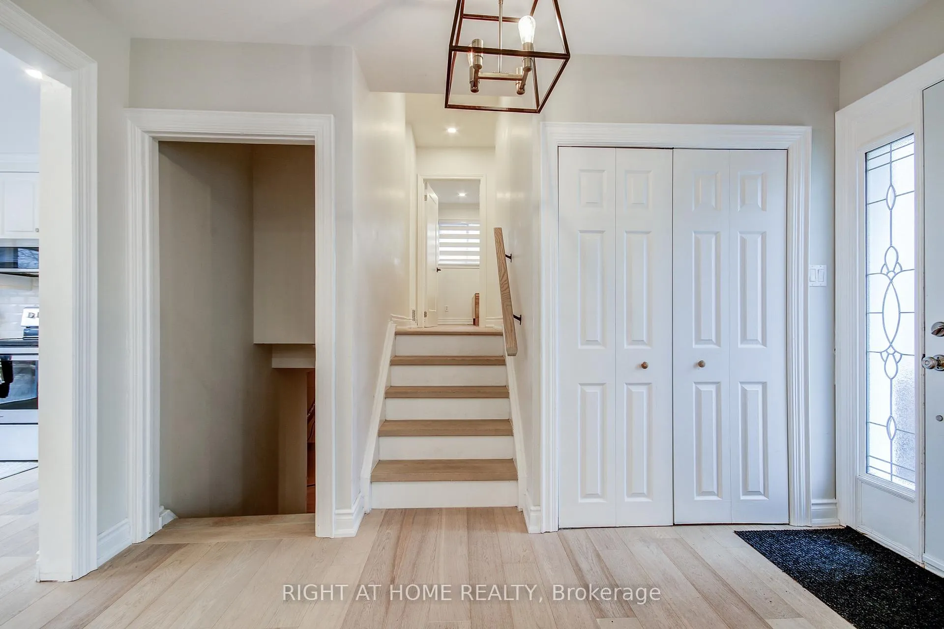 Photo 17 of 5264 Woodhaven Drive, Burlington, Appleby — HOMEH