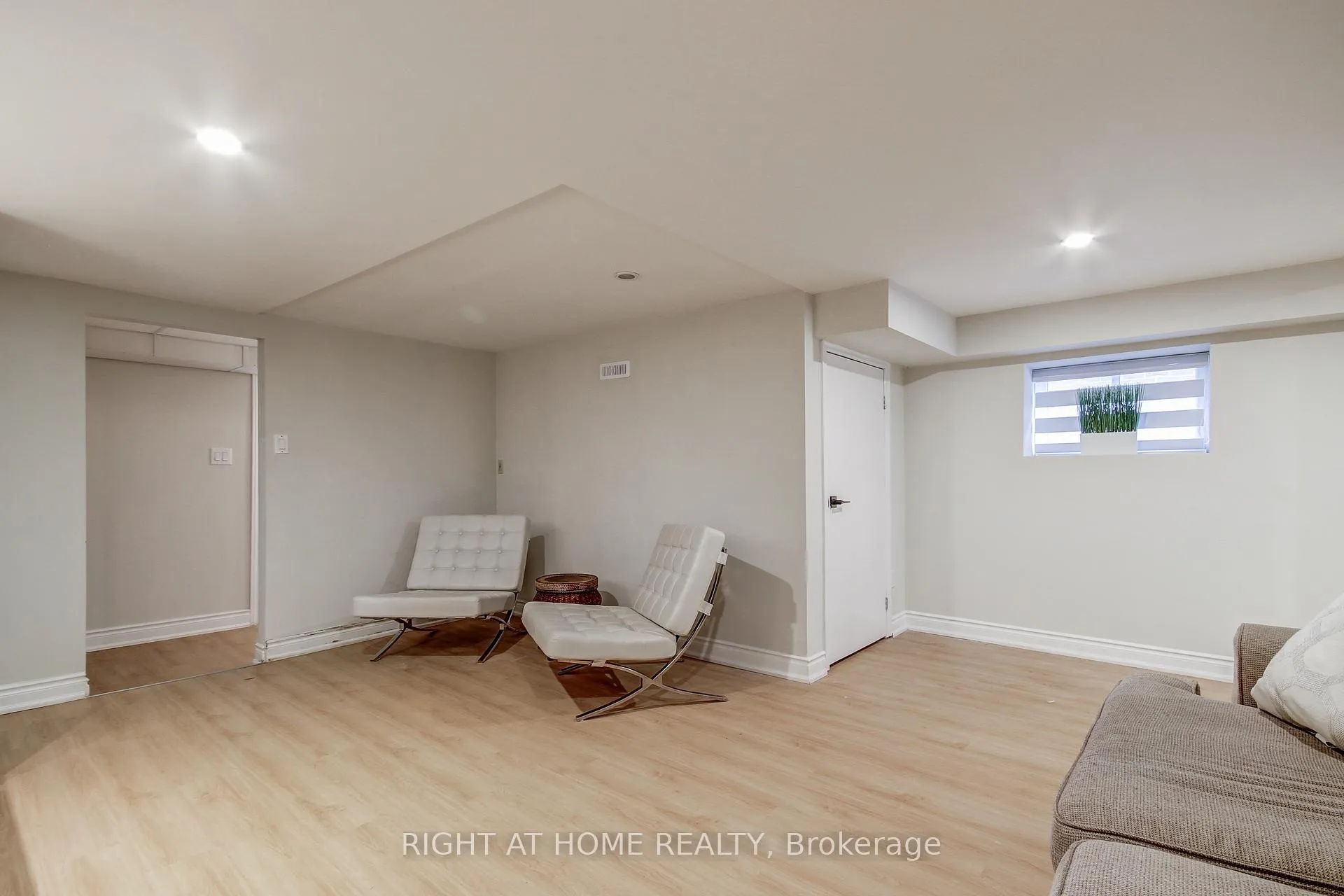 Photo 27 of 5264 Woodhaven Drive, Burlington, Appleby — HOMEH