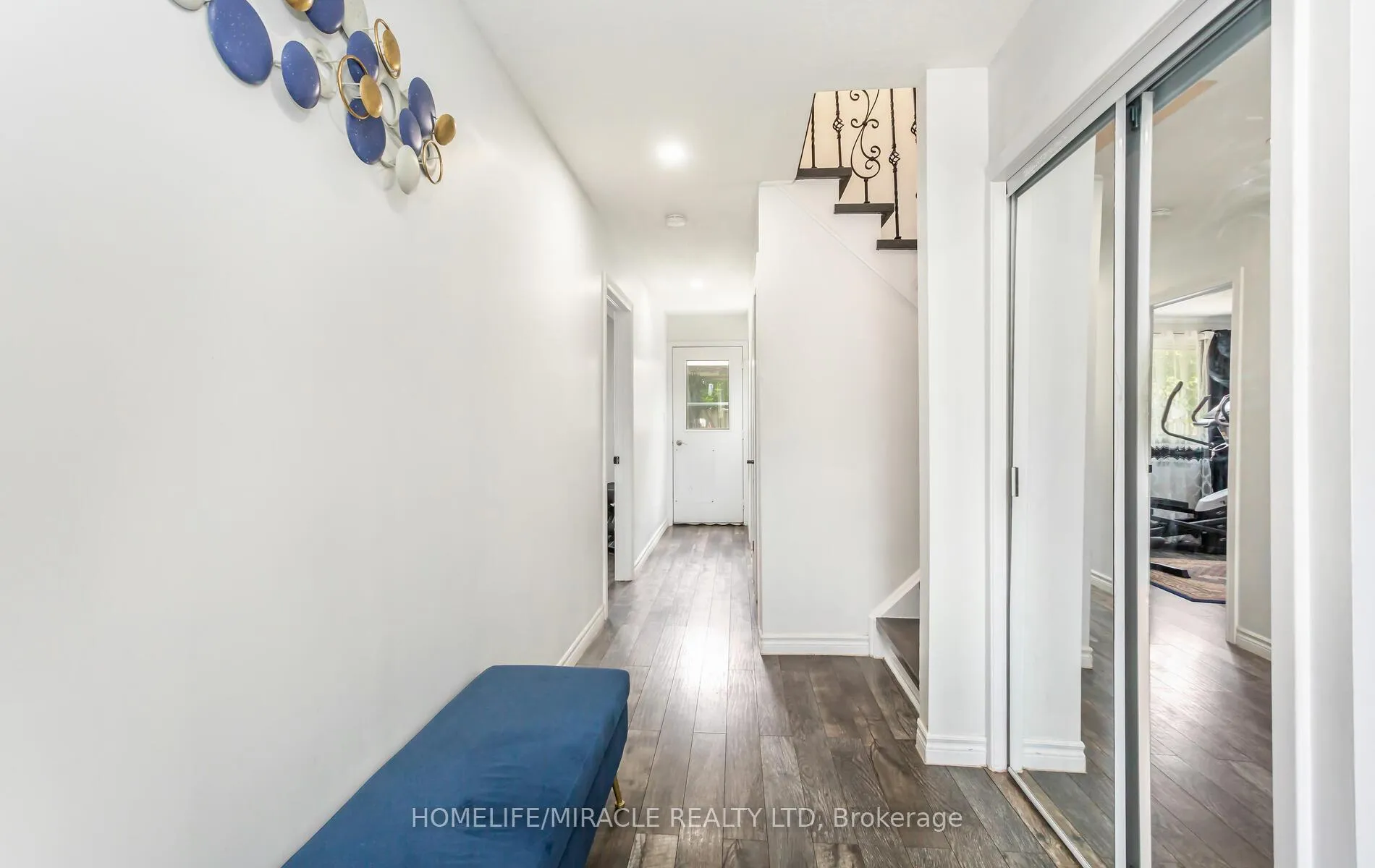 Photo 9 of 1756 Briarwood Drive, Cambridge, Galt City Centre — HOMEH