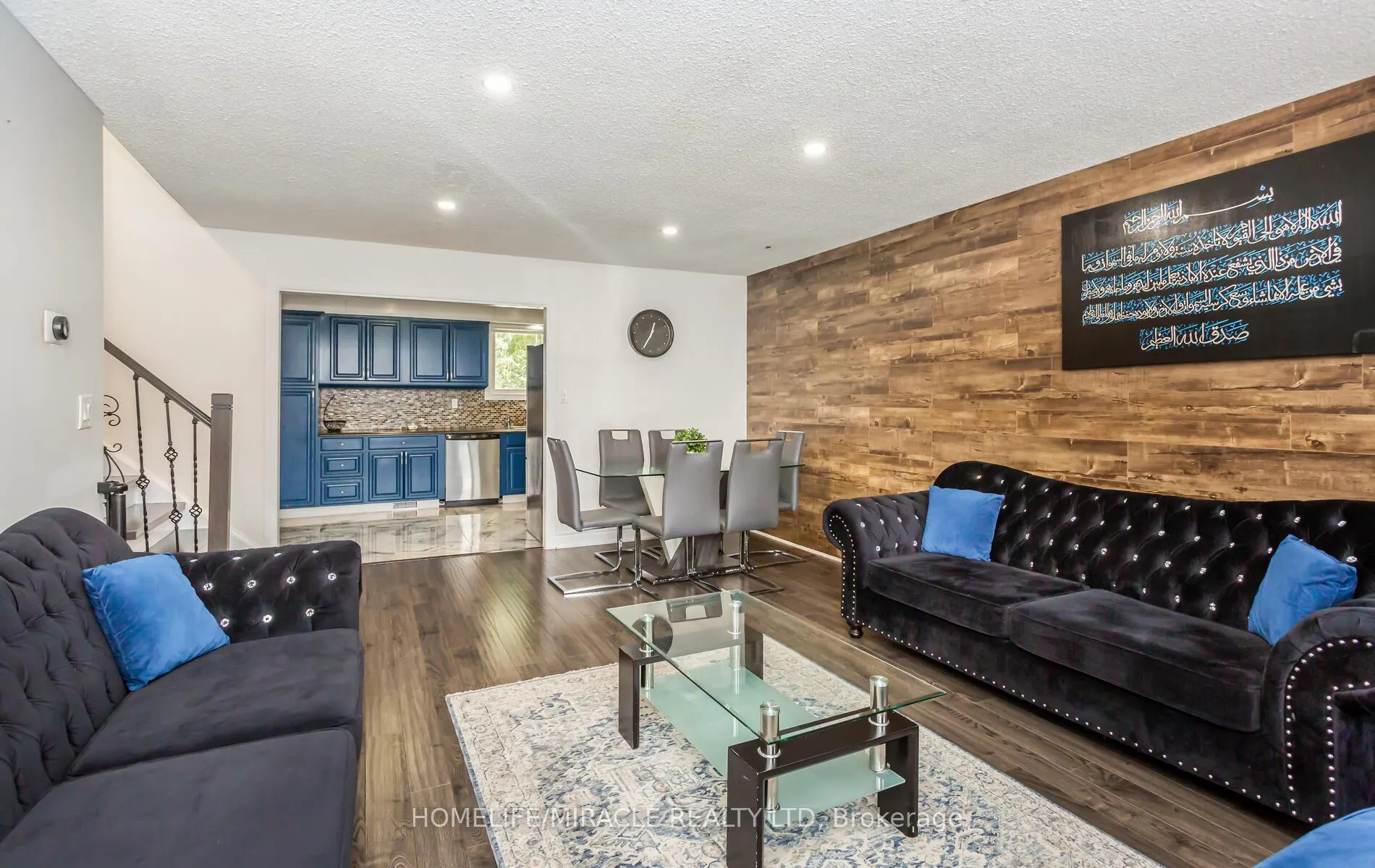 Photo 15 of 1756 Briarwood Drive, Cambridge, Galt City Centre — HOMEH