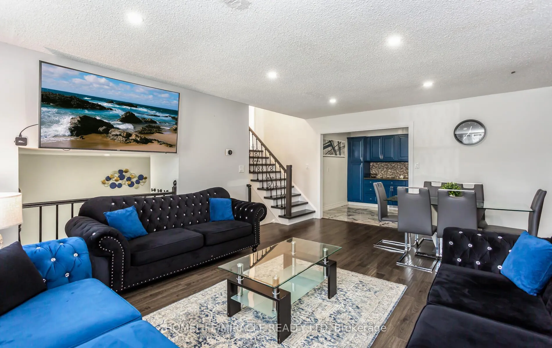 Photo 16 of 1756 Briarwood Drive, Cambridge, Galt City Centre — HOMEH