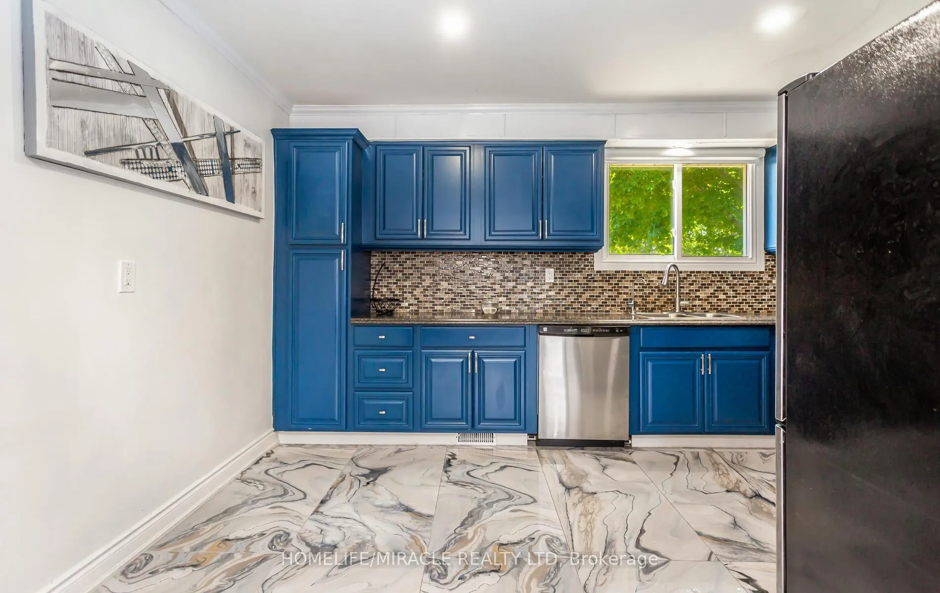 Photo 19 of 1756 Briarwood Drive, Cambridge, Galt City Centre — HOMEH
