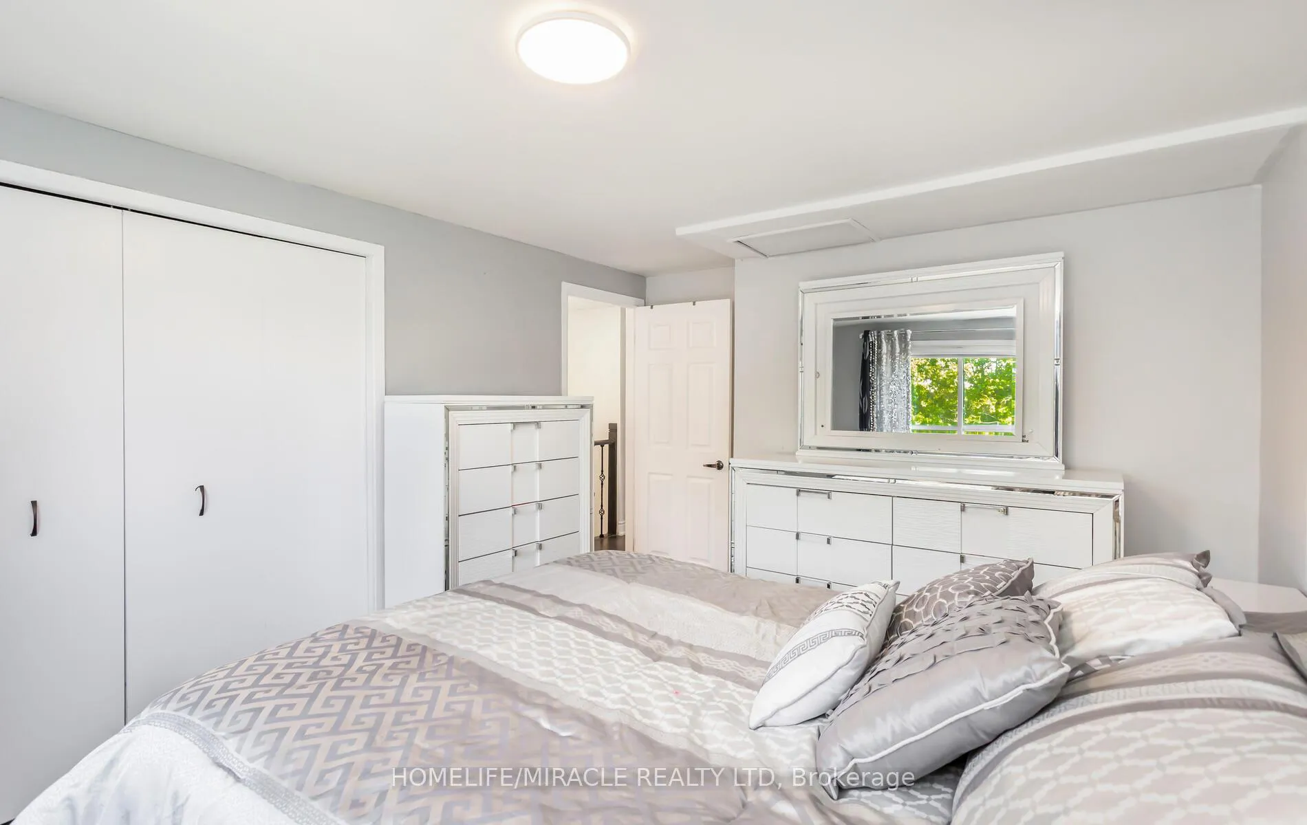 Photo 36 of 1756 Briarwood Drive, Cambridge, Galt City Centre — HOMEH