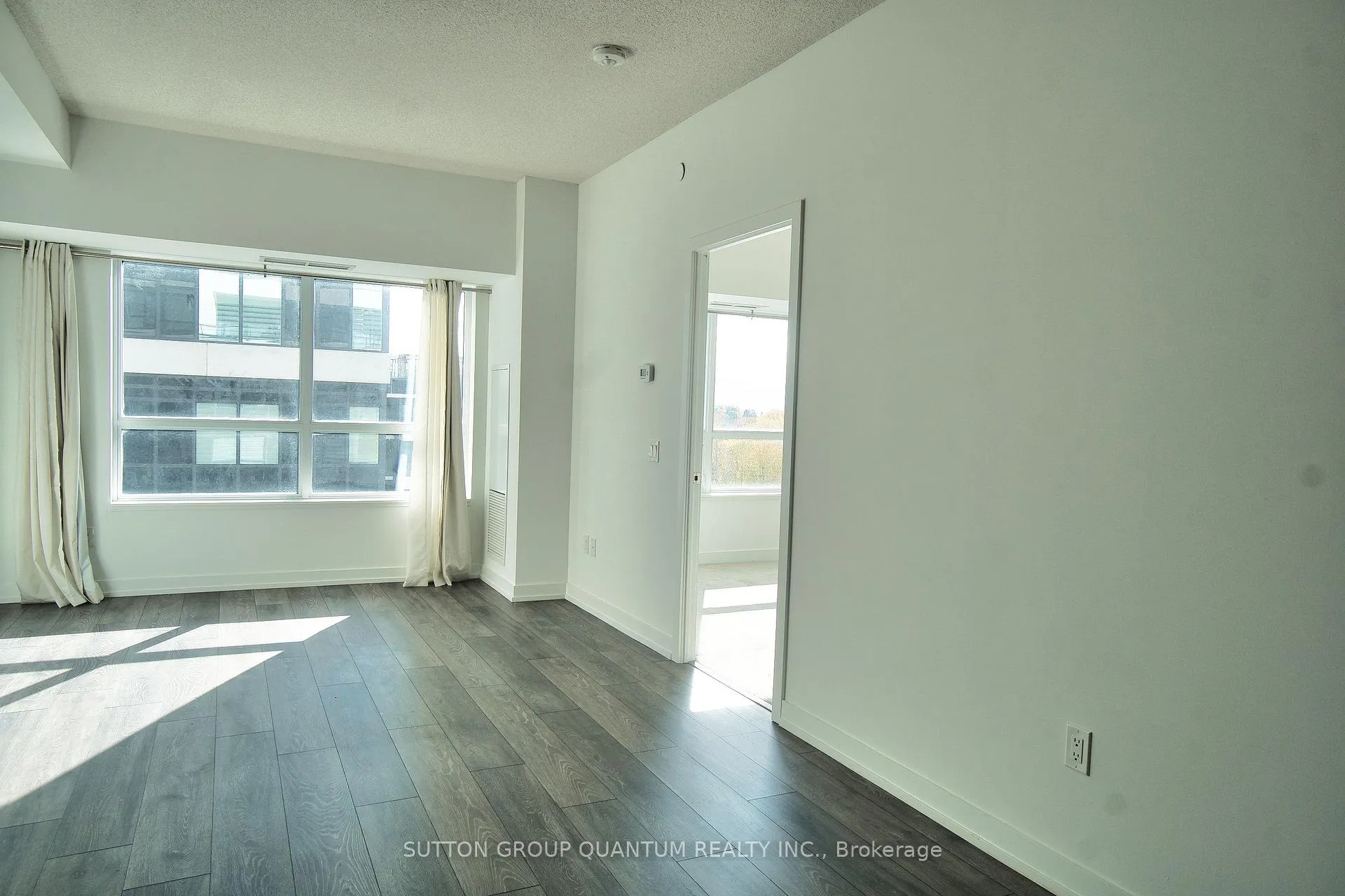 Photo 6 of Unit 604, 1455 Celebration Drive, Pickering, Bay Ridges — HOMEH