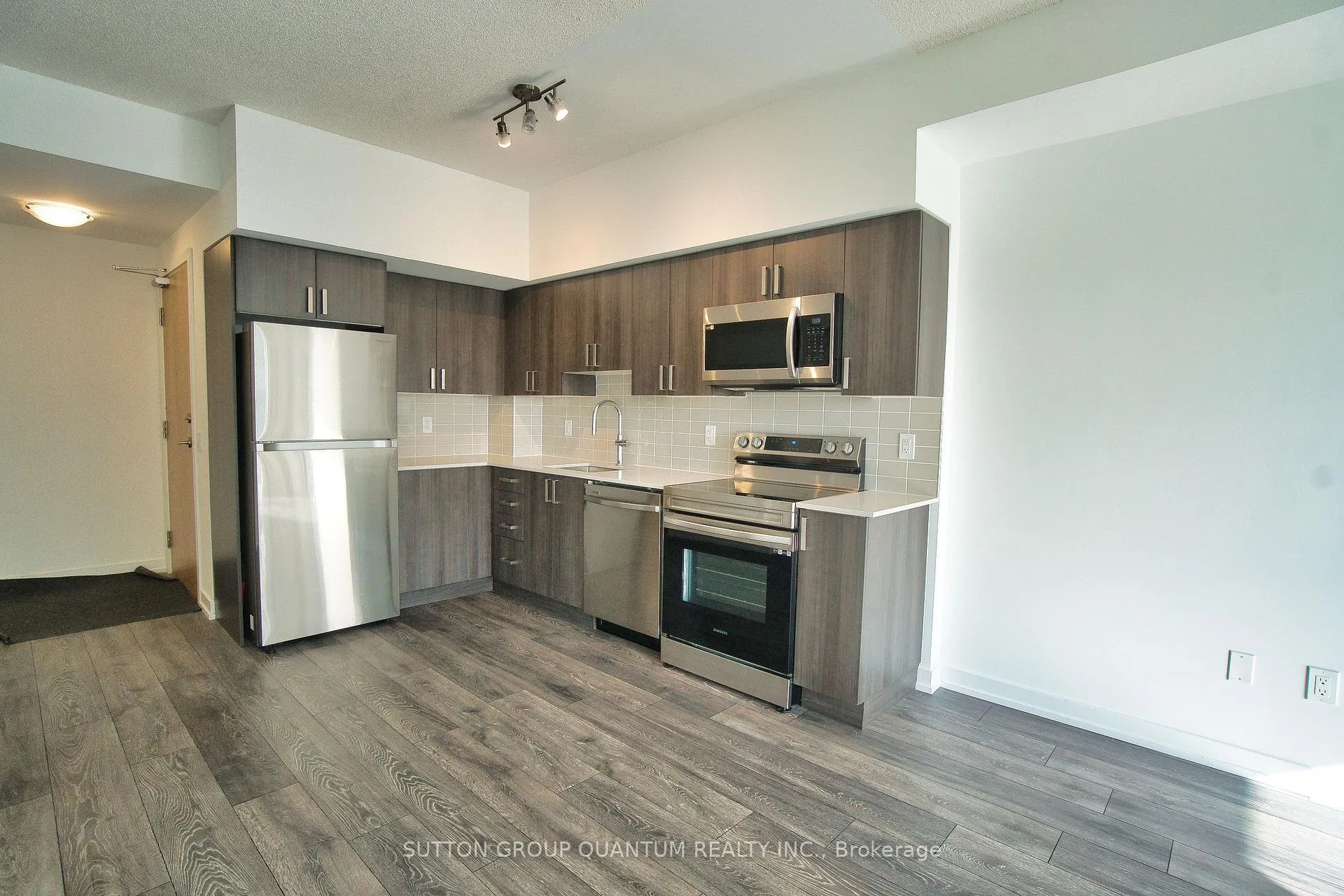 Photo 15 of Unit 604, 1455 Celebration Drive, Pickering, Bay Ridges — HOMEH