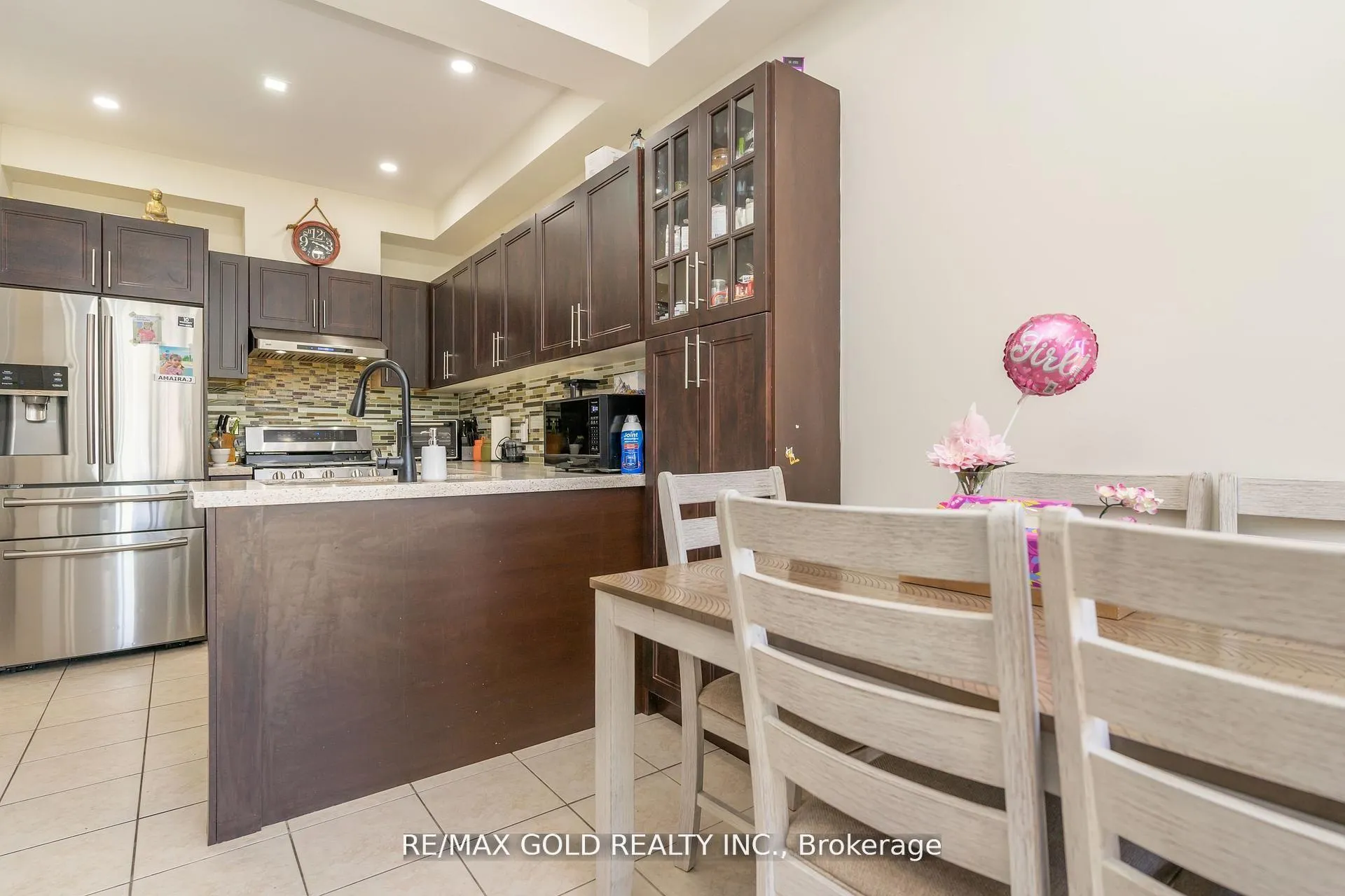 Photo 16 of 32 Rubysilver Drive, Brampton, Vales of Castlemore — HOMEH