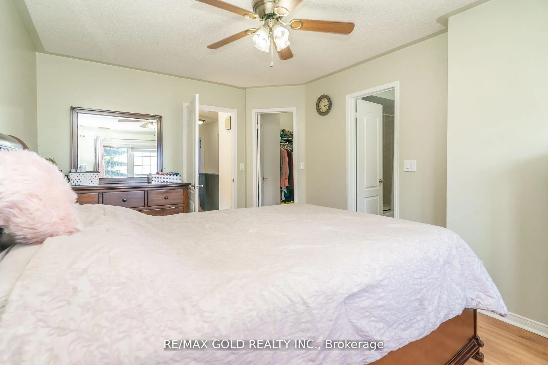 Photo 20 of 32 Rubysilver Drive, Brampton, Vales of Castlemore — HOMEH