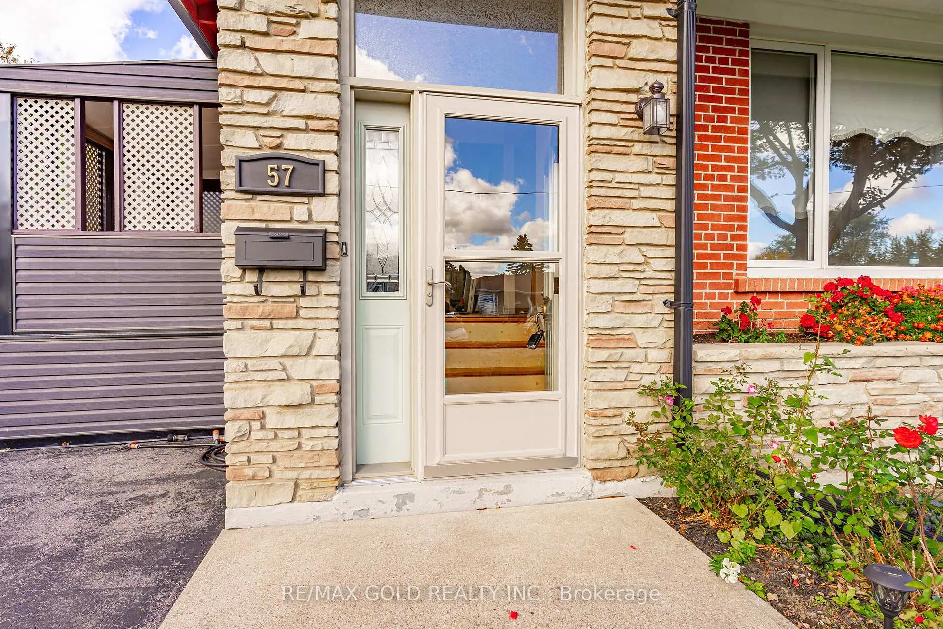 Photo 7 of 57 alderbury Crescent, Brampton, Avondale — HOMEH