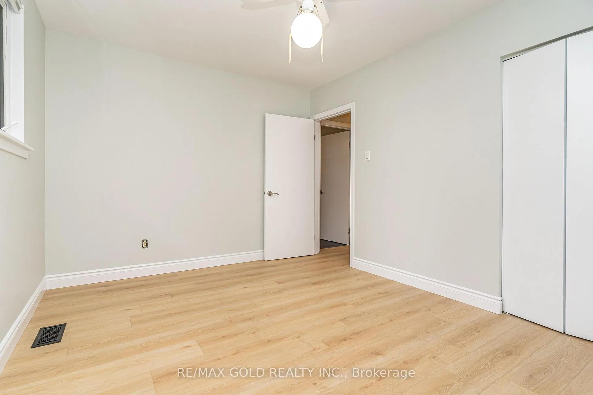 Photo 19 of 57 alderbury Crescent, Brampton, Avondale — HOMEH