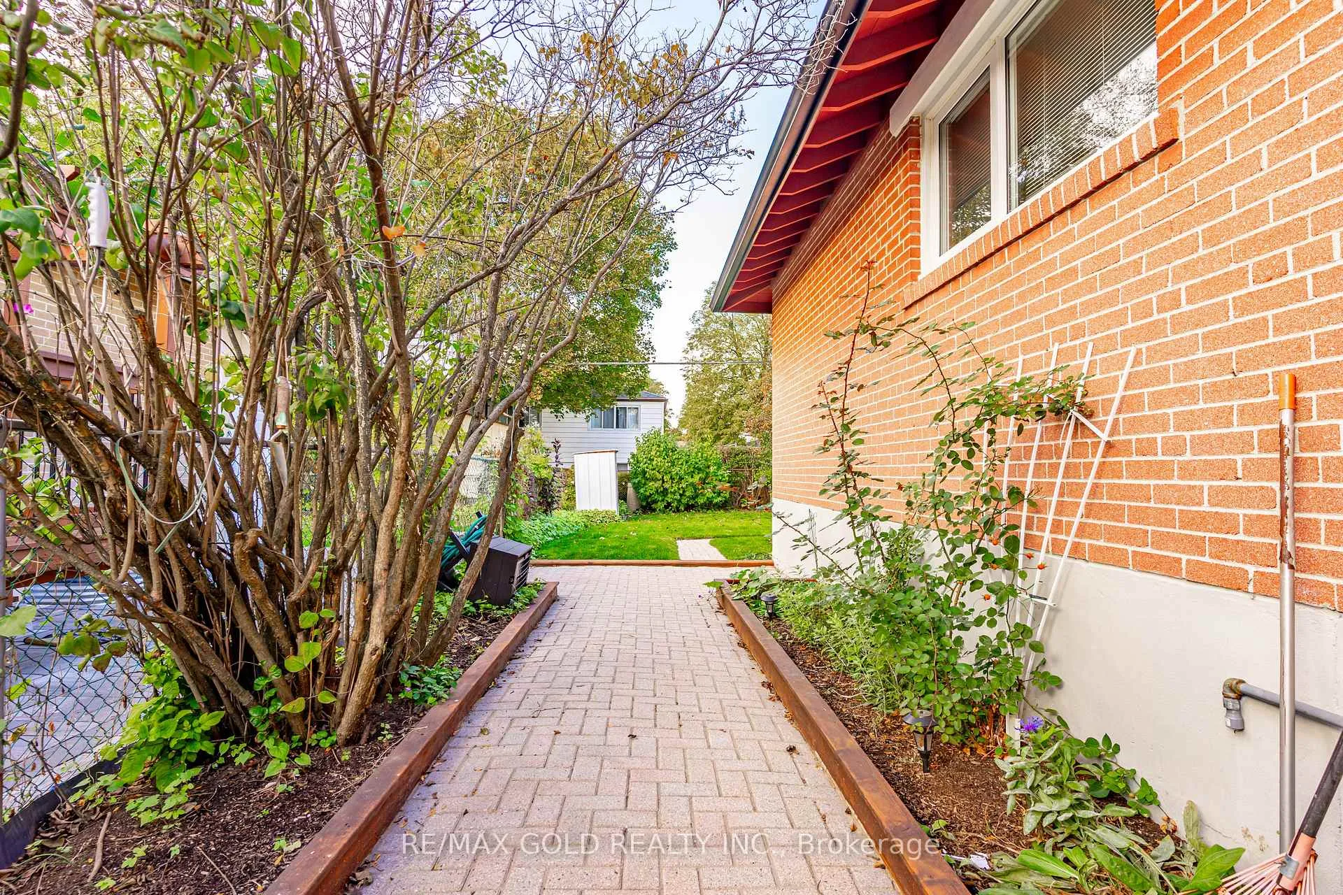 Photo 35 of 57 alderbury Crescent, Brampton, Avondale — HOMEH