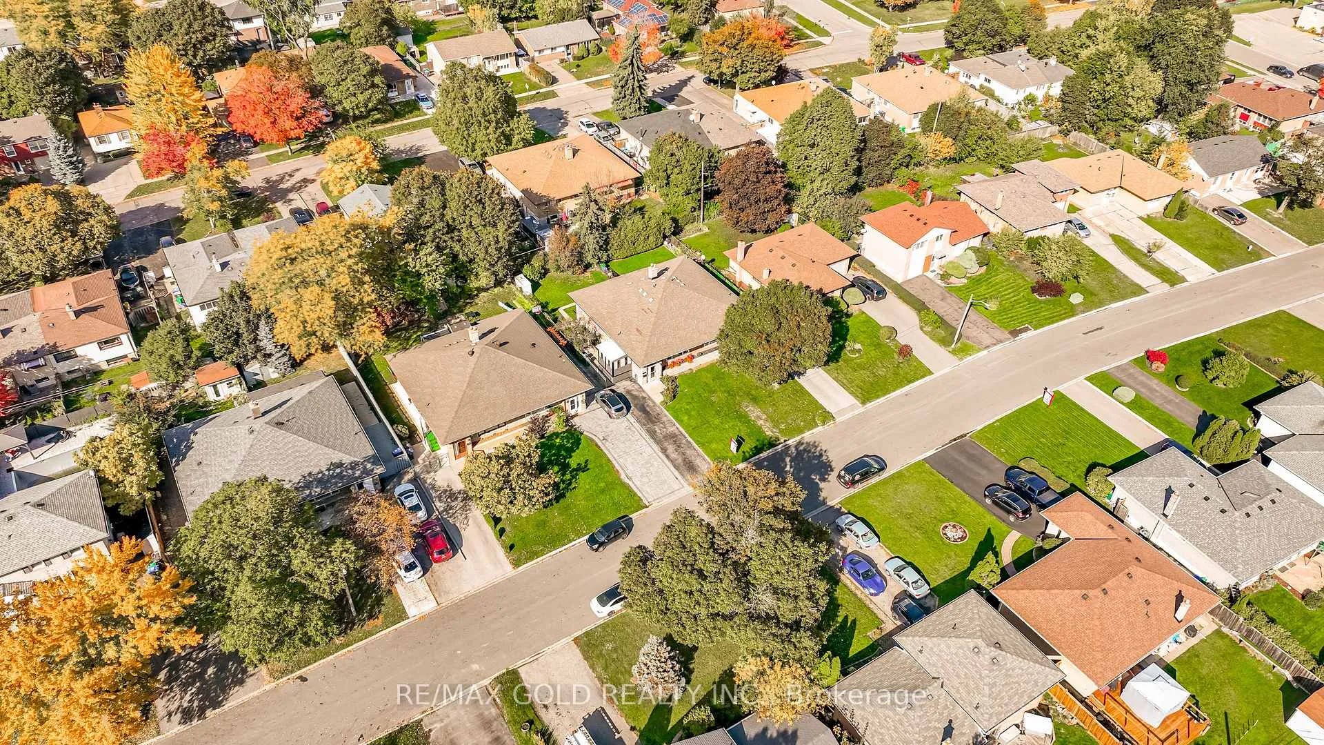 Photo 40 of 57 alderbury Crescent, Brampton, Avondale — HOMEH