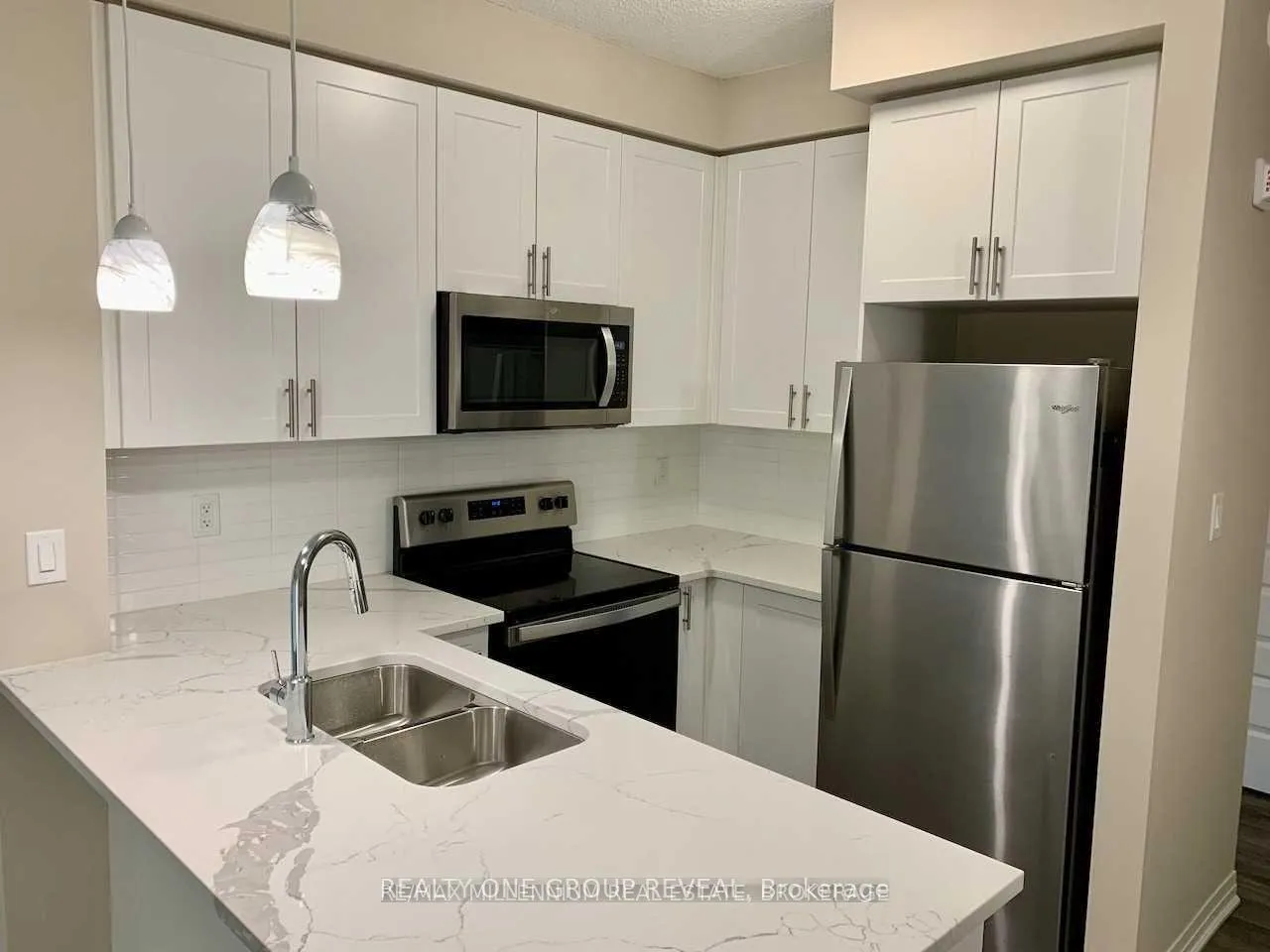 Front of Unit 302, 610 Farmstead Drive
