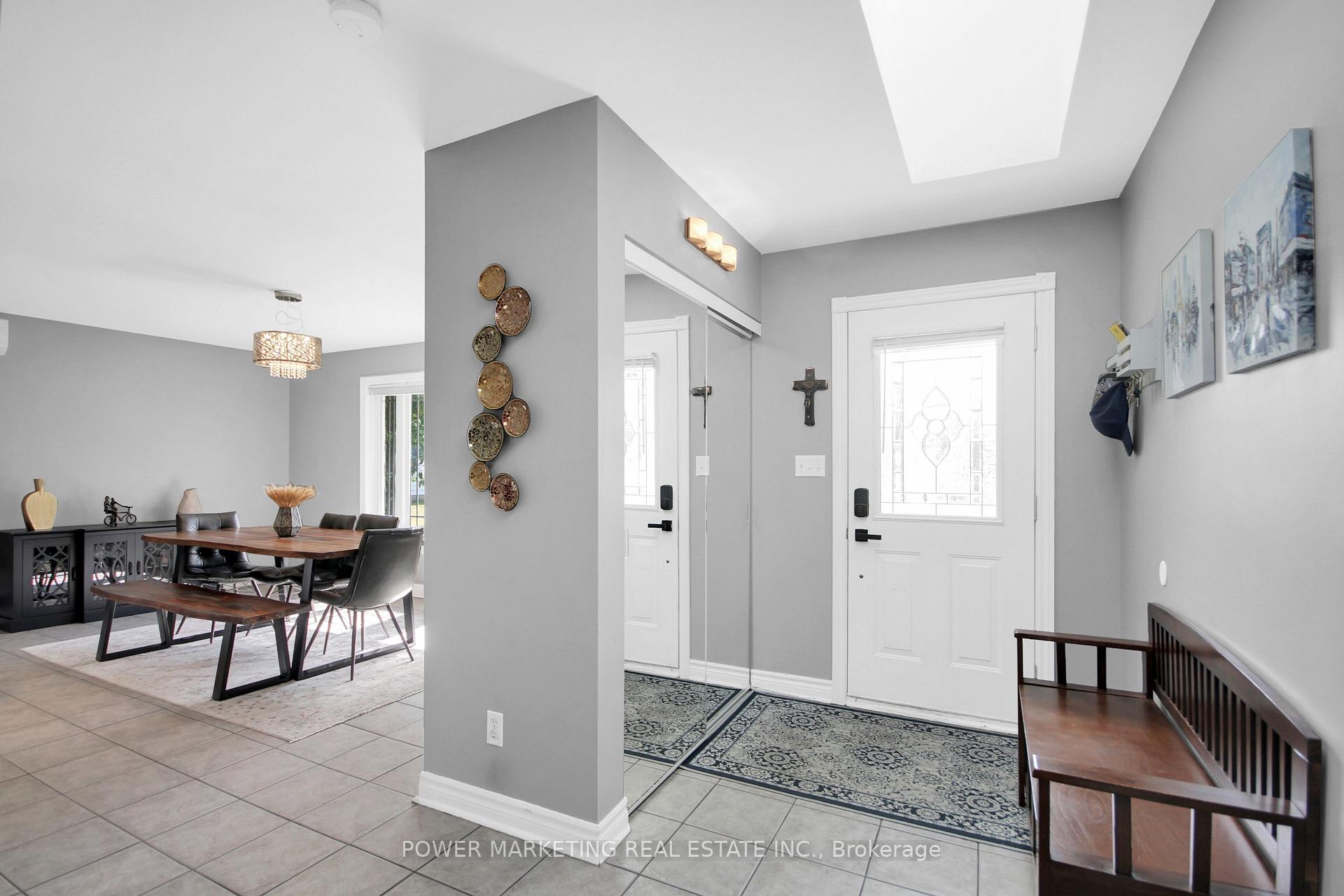 Photo 4 of 1441 Stagecoach Road, Ottawa, Greely — HOMEH