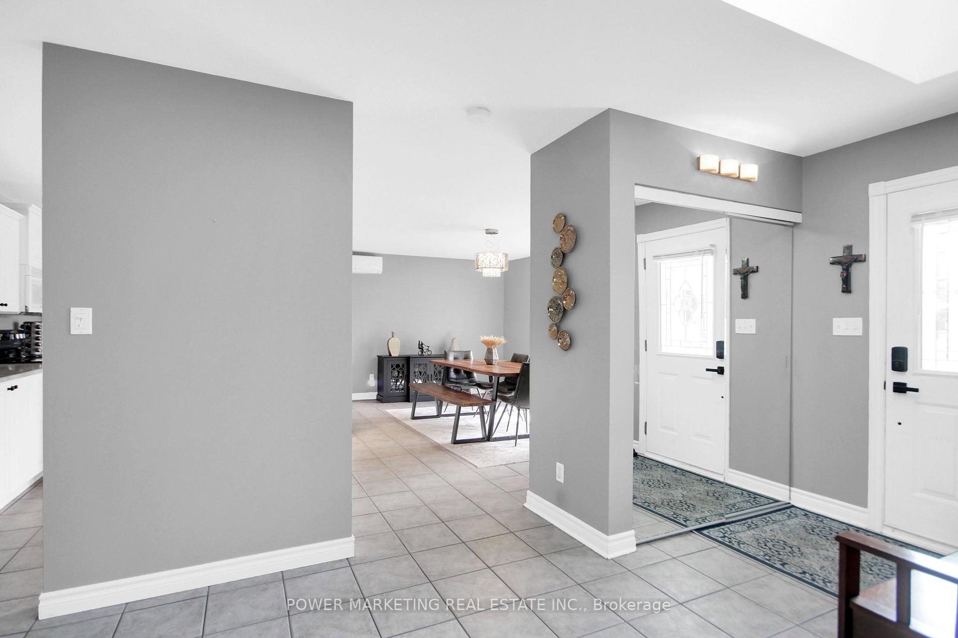 Photo 12 of 1441 Stagecoach Road, Ottawa, Greely — HOMEH