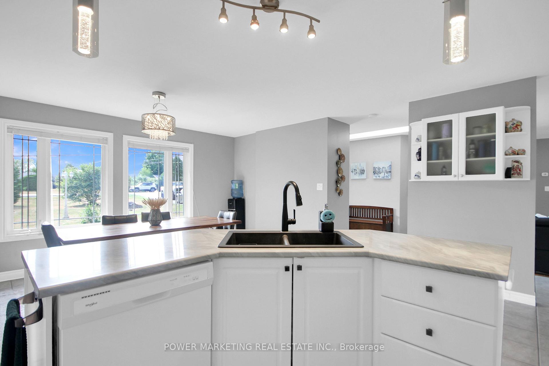 Photo 17 of 1441 Stagecoach Road, Ottawa, Greely — HOMEH