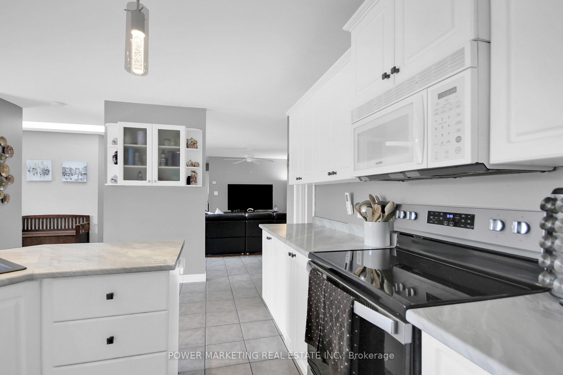 Photo 18 of 1441 Stagecoach Road, Ottawa, Greely — HOMEH