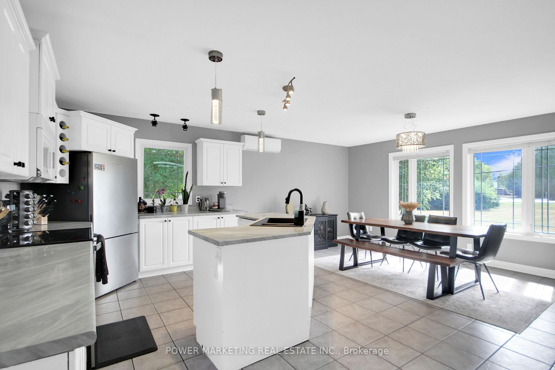 Photo 19 of 1441 Stagecoach Road, Ottawa, Greely — HOMEH