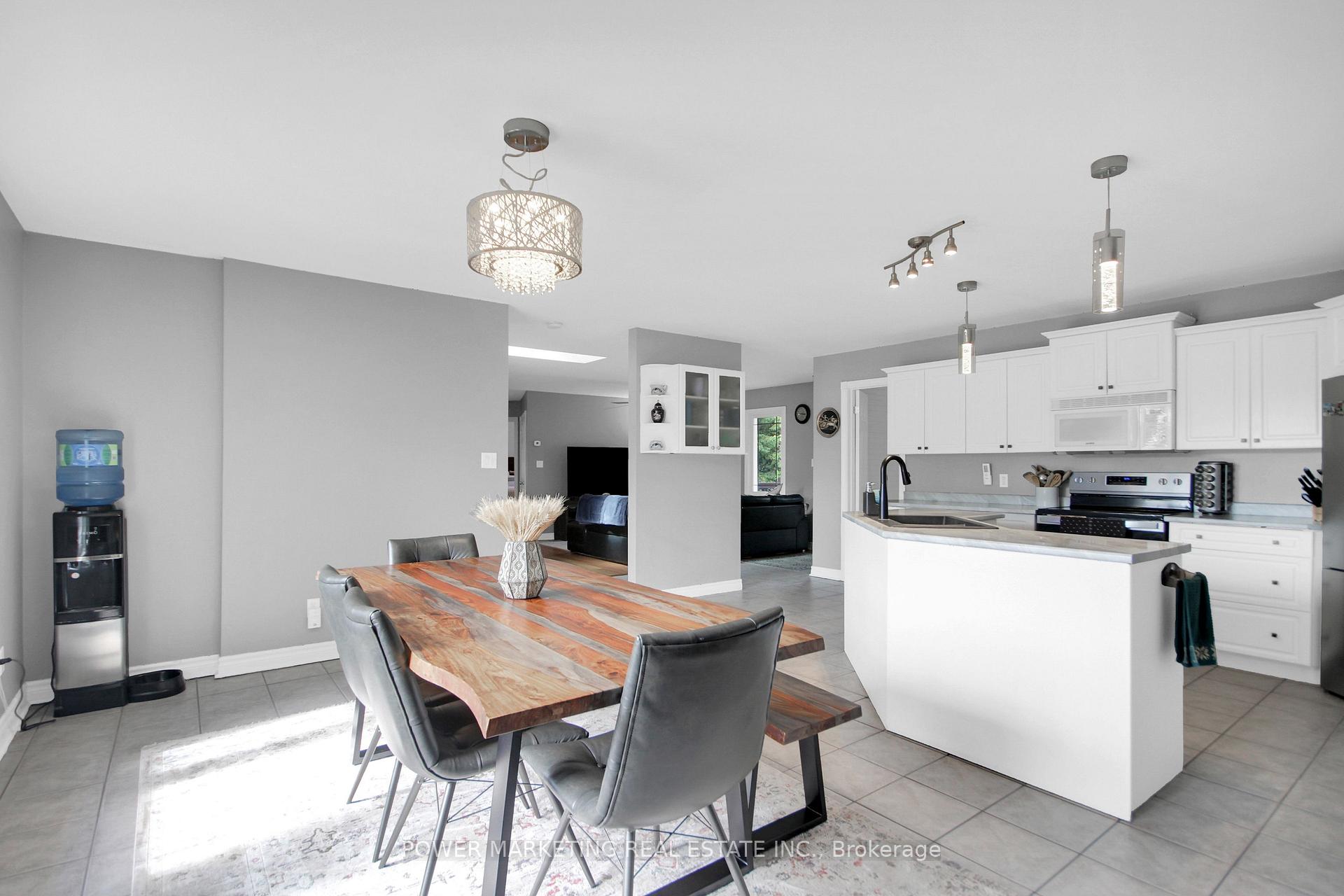 Photo 21 of 1441 Stagecoach Road, Ottawa, Greely — HOMEH