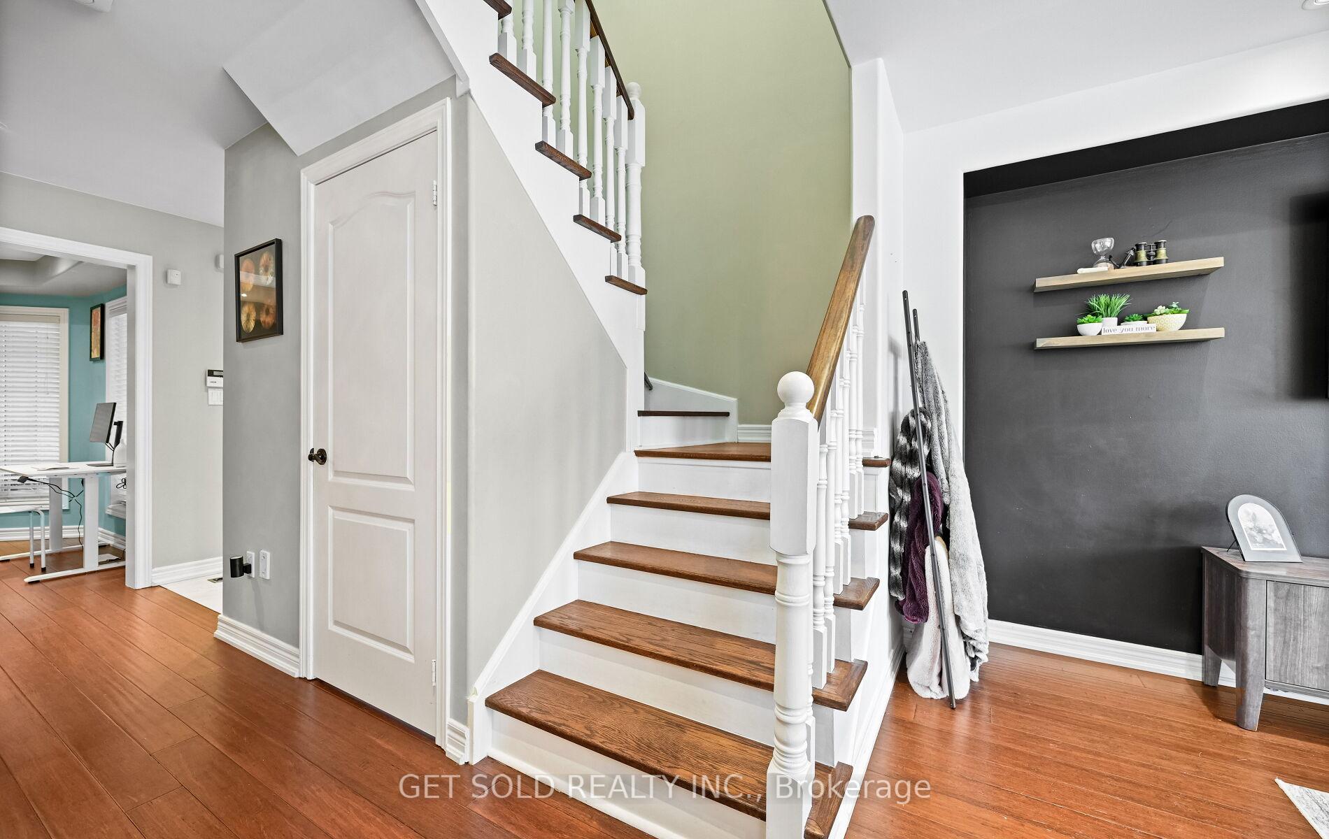 Photo 18 of 47 Trailview Lane, Caledon, Bolton West — HOMEH