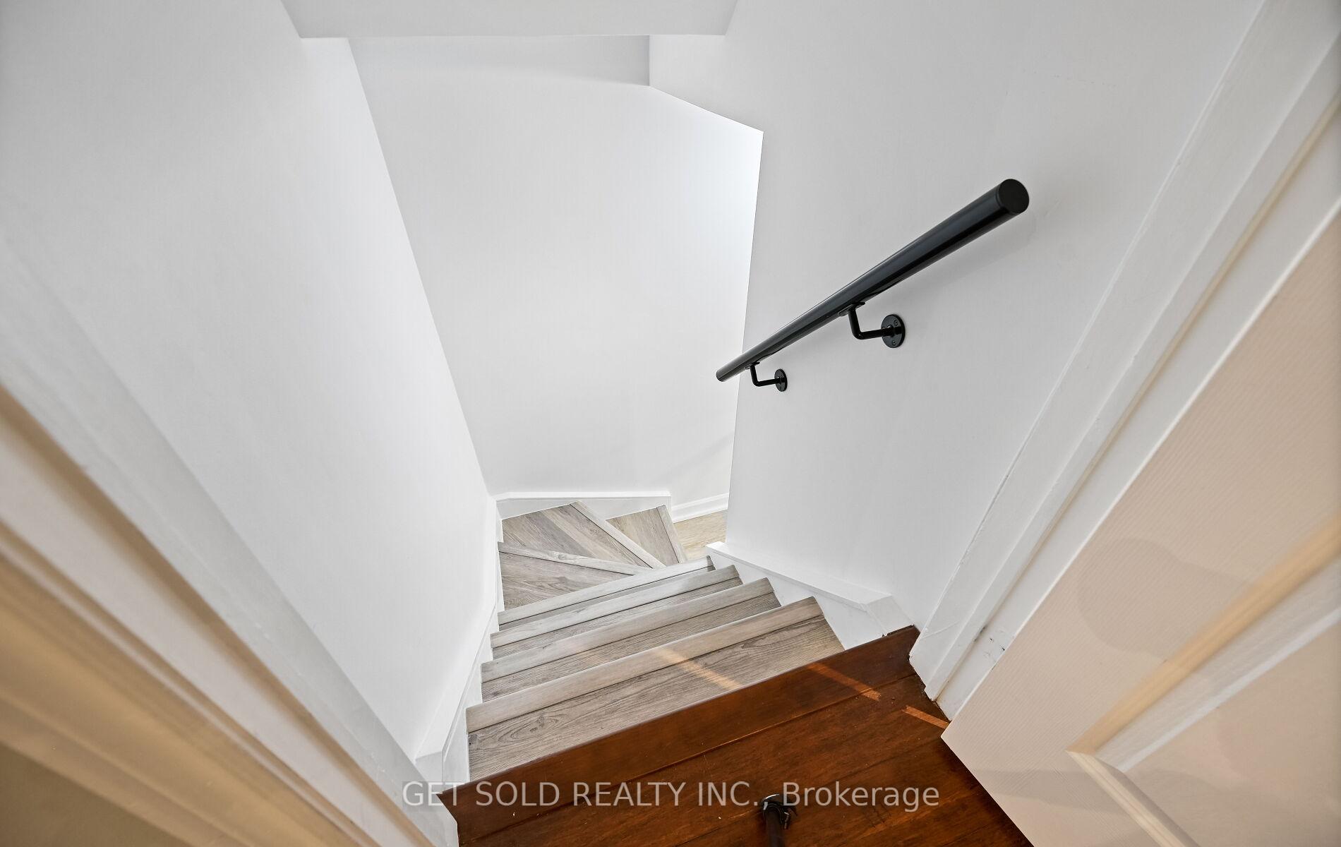 Photo 33 of 47 Trailview Lane, Caledon, Bolton West — HOMEH