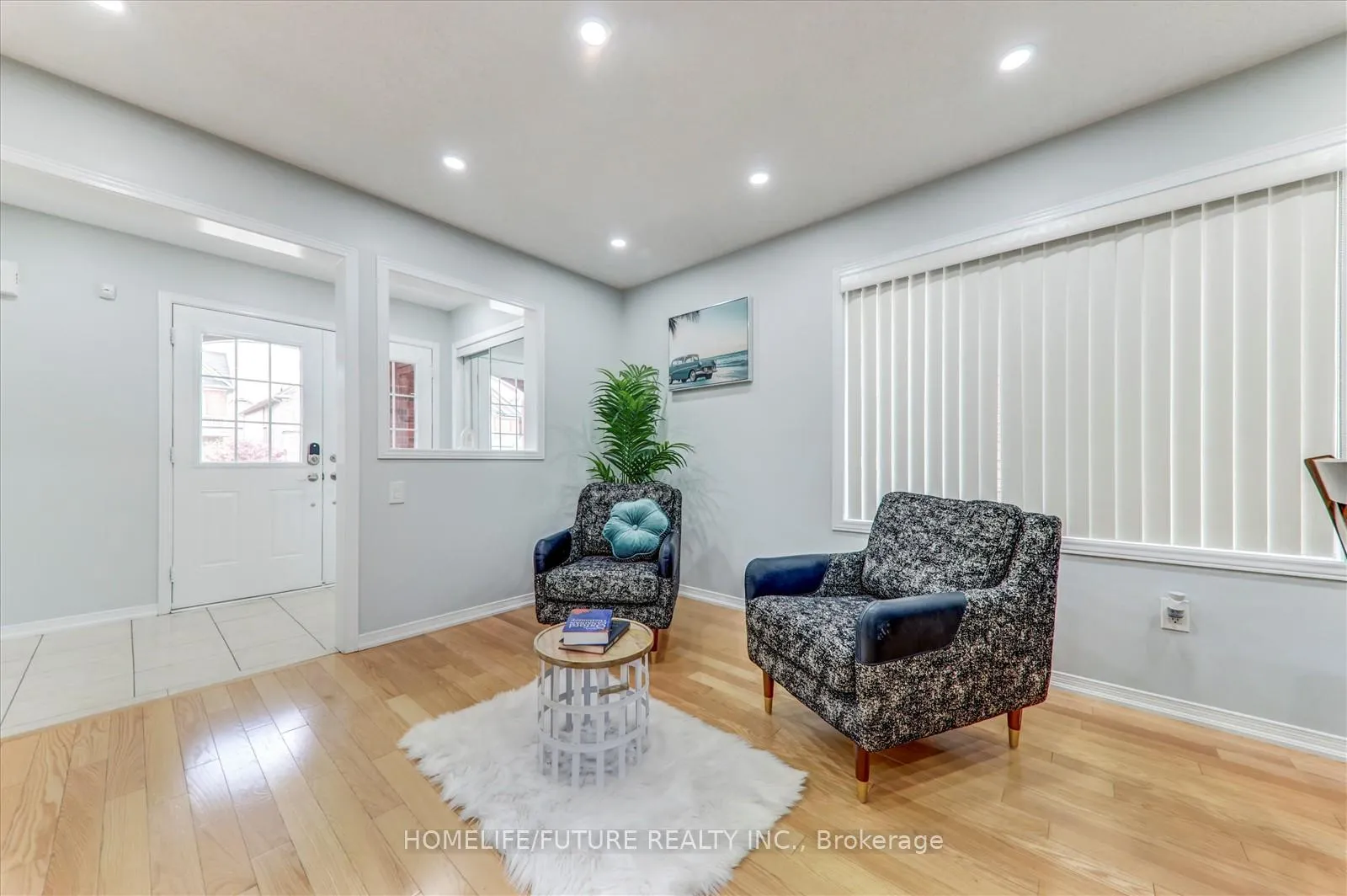 Photo 3 of 13 Oklahoma Drive, Brampton, Brampton East — HOMEH