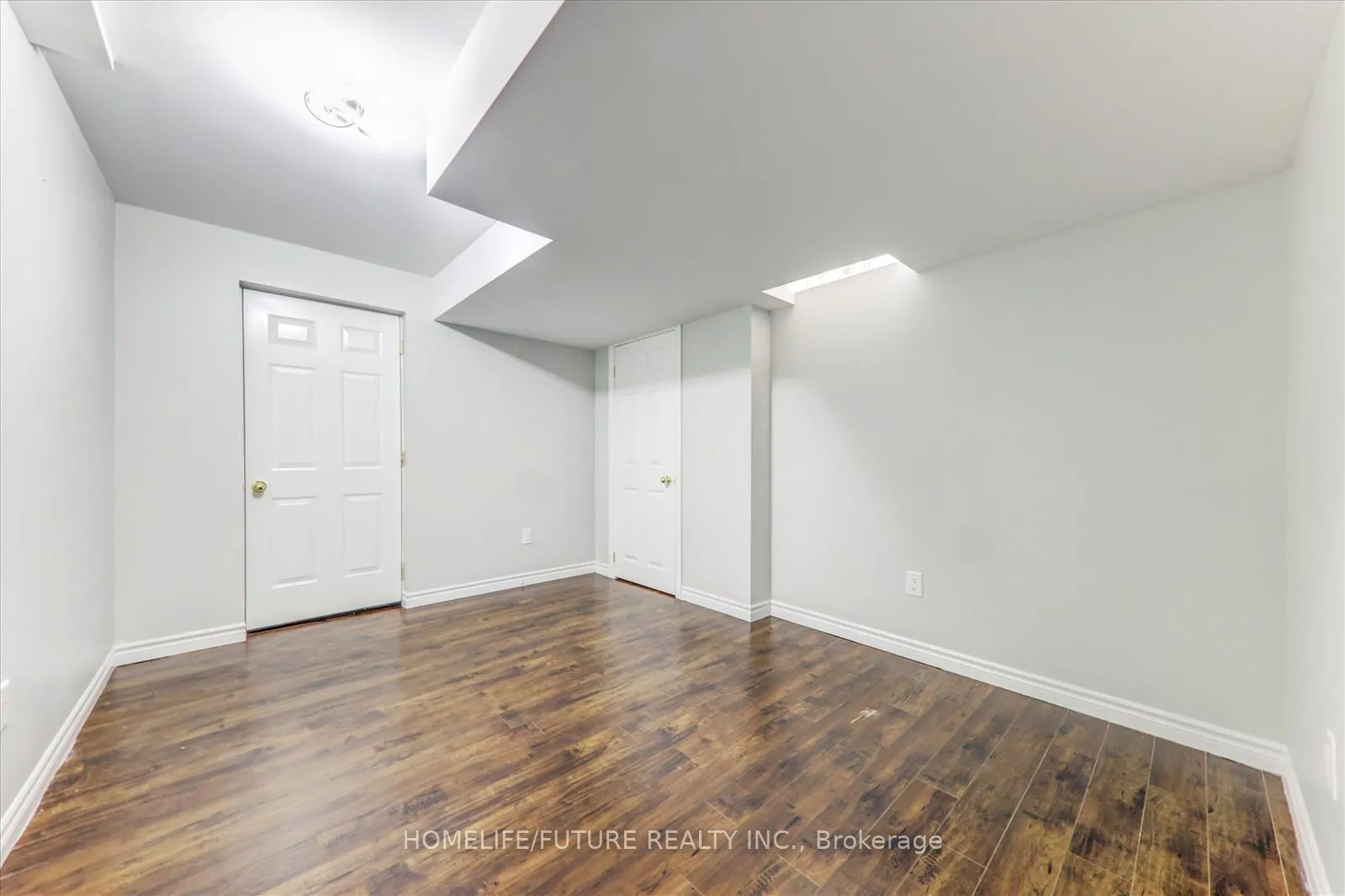 Photo 10 of 13 Oklahoma Drive, Brampton, Brampton East — HOMEH