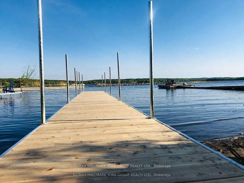Photo 4 of 42 Lighthouse Crescent, Tay, Victoria Harbour — HOMEH