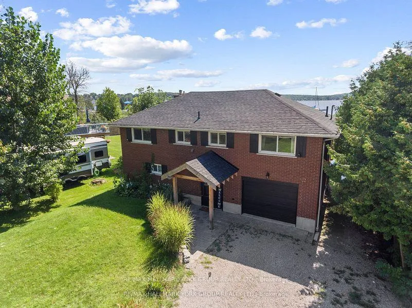 Photo 8 of 42 Lighthouse Crescent, Tay, Victoria Harbour — HOMEH