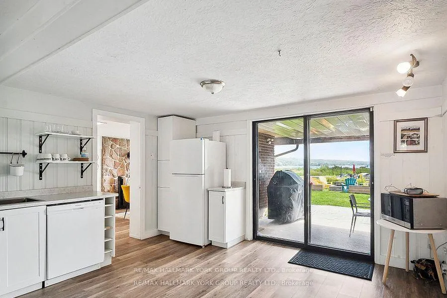 Photo 12 of 42 Lighthouse Crescent, Tay, Victoria Harbour — HOMEH