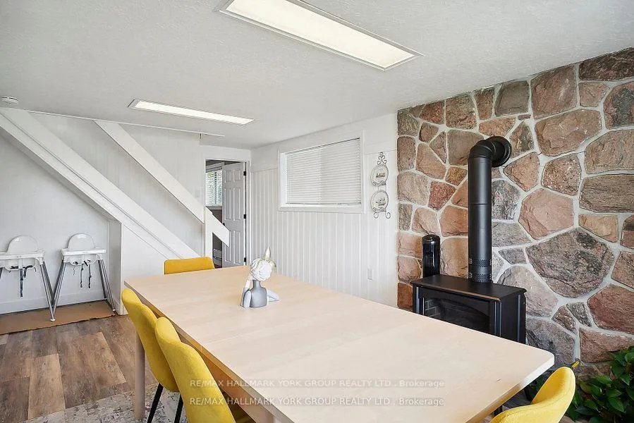 Photo 15 of 42 Lighthouse Crescent, Tay, Victoria Harbour — HOMEH