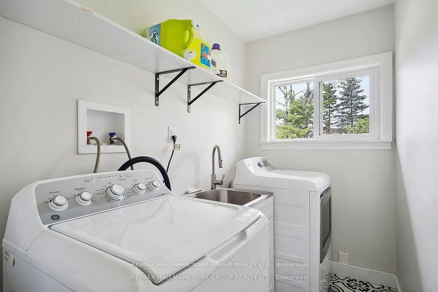 Photo 26 of 42 Lighthouse Crescent, Tay, Victoria Harbour — HOMEH