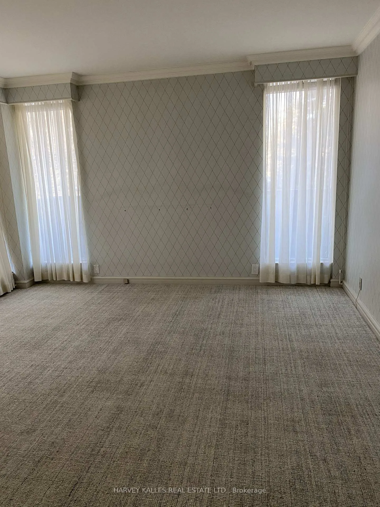 Photo 19 of Unit 201, 2600 Bathurst Street, Toronto, Englemount-Lawrence — HOMEH