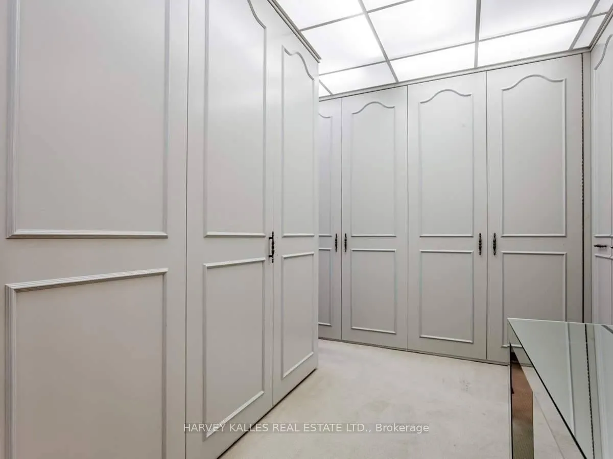 Photo 20 of Unit 201, 2600 Bathurst Street, Toronto, Englemount-Lawrence — HOMEH
