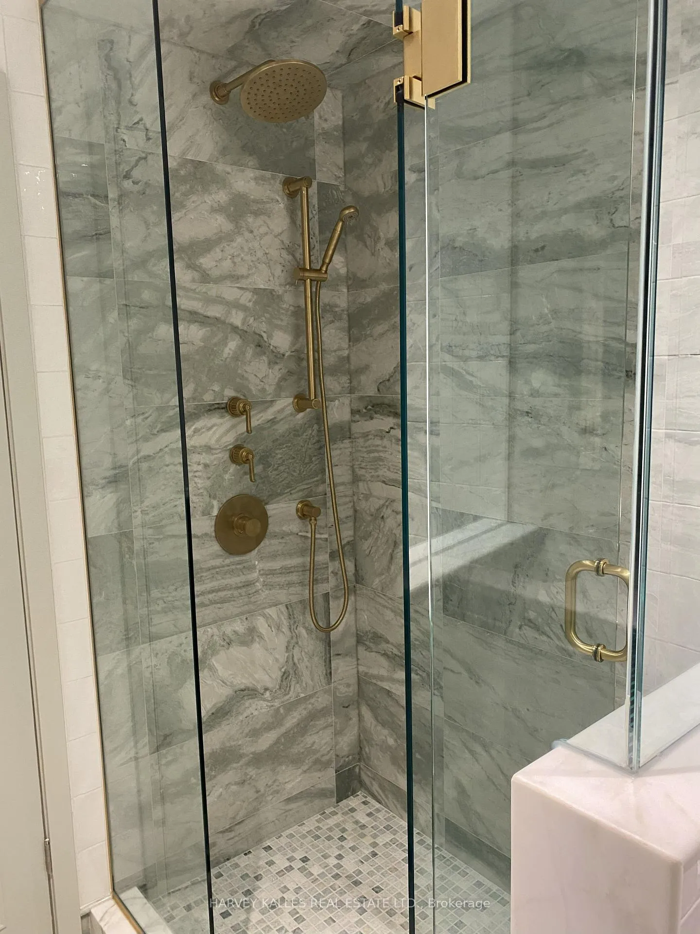 Photo 25 of Unit 201, 2600 Bathurst Street, Toronto, Englemount-Lawrence — HOMEH