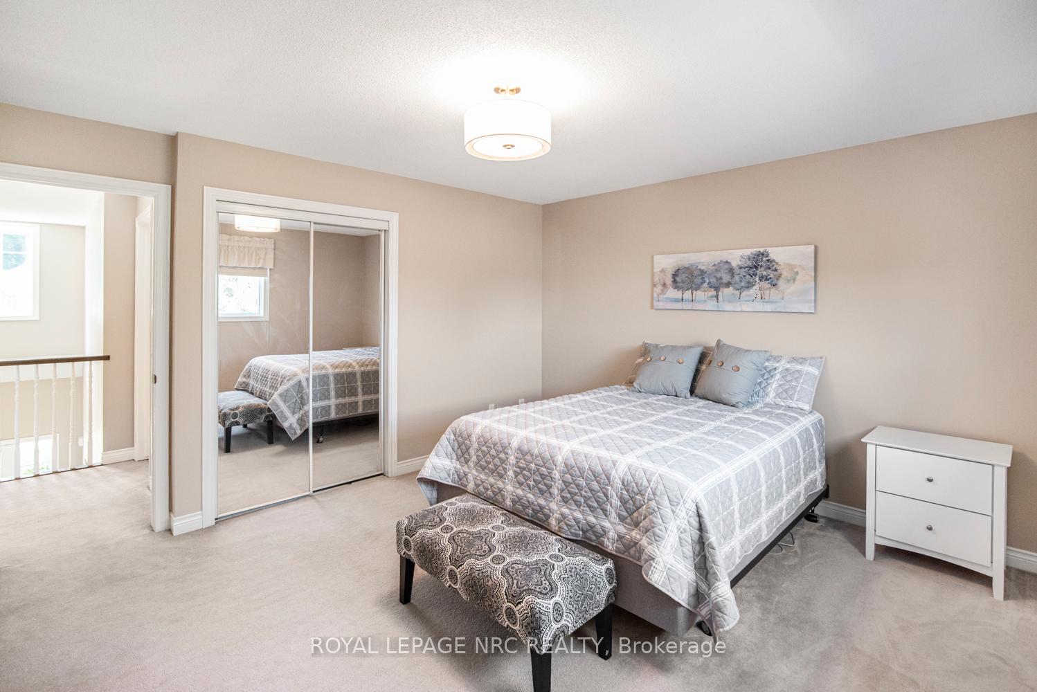Photo 26 of 149 Dorchester Drive, Grimsby, Grimsby East — HOMEH