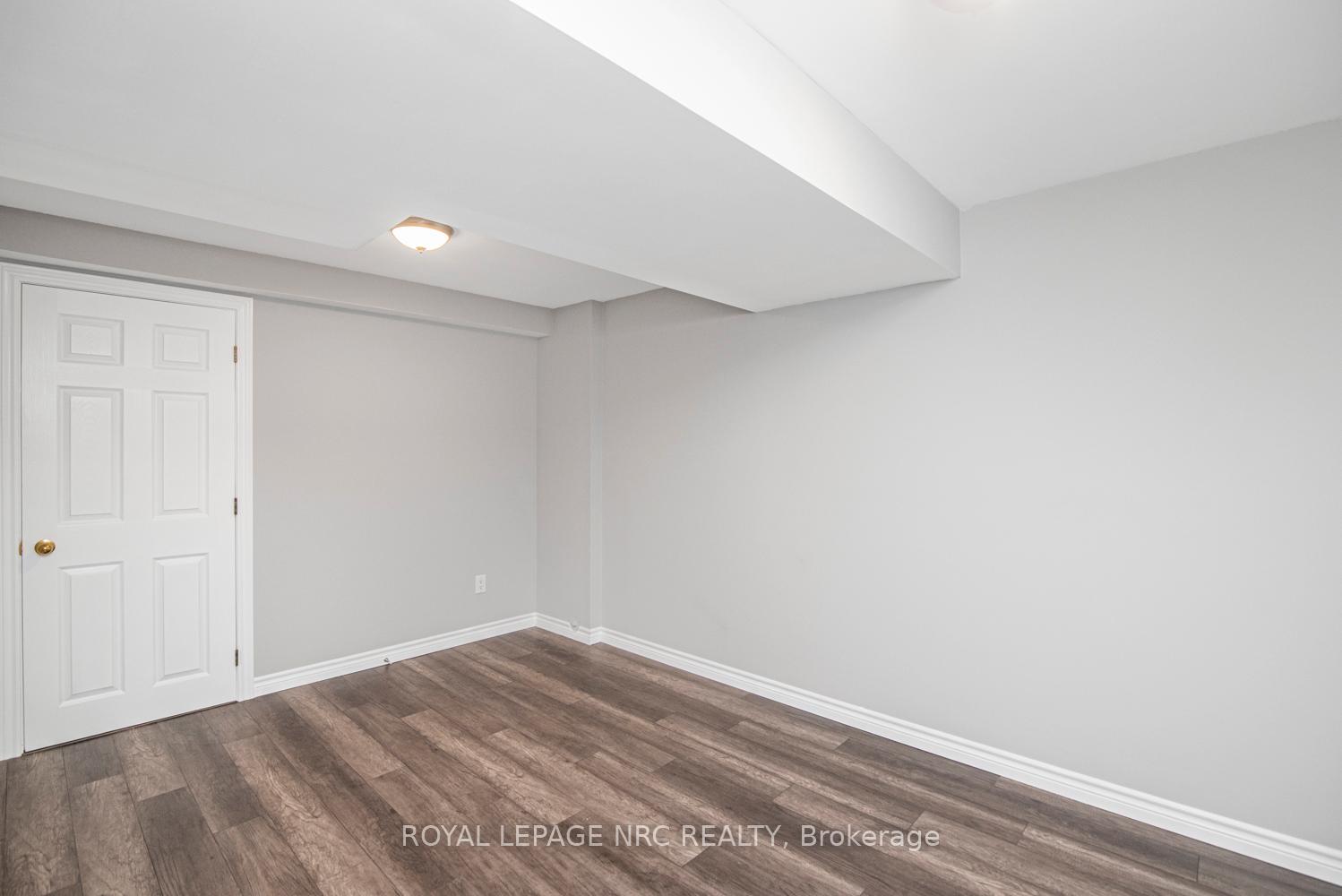 Photo 39 of 149 Dorchester Drive, Grimsby, Grimsby East — HOMEH