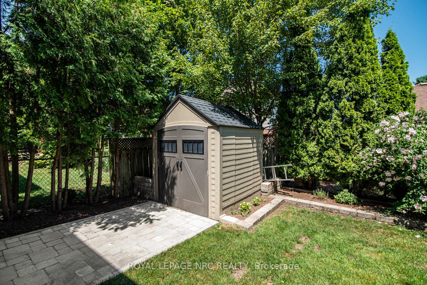 Photo 44 of 149 Dorchester Drive, Grimsby, Grimsby East — HOMEH