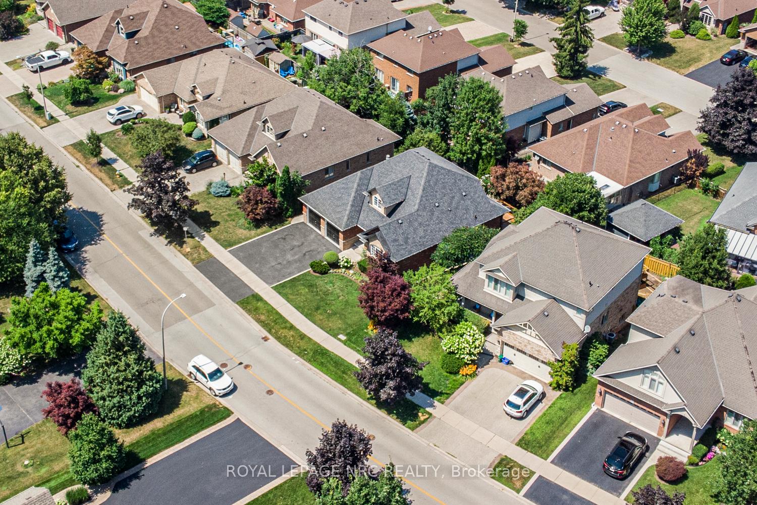 Photo 50 of 149 Dorchester Drive, Grimsby, Grimsby East — HOMEH
