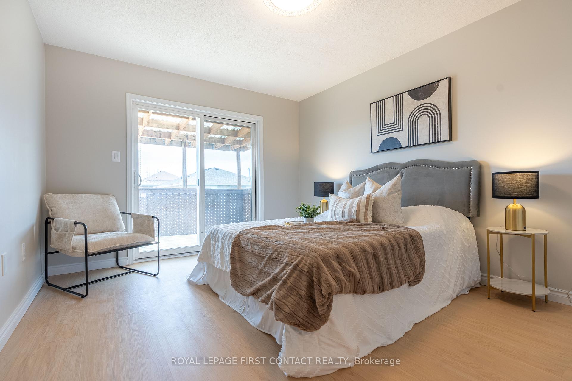 Photo 11 of 60 William Paddison Drive, Barrie, Georgian Drive — HOMEH