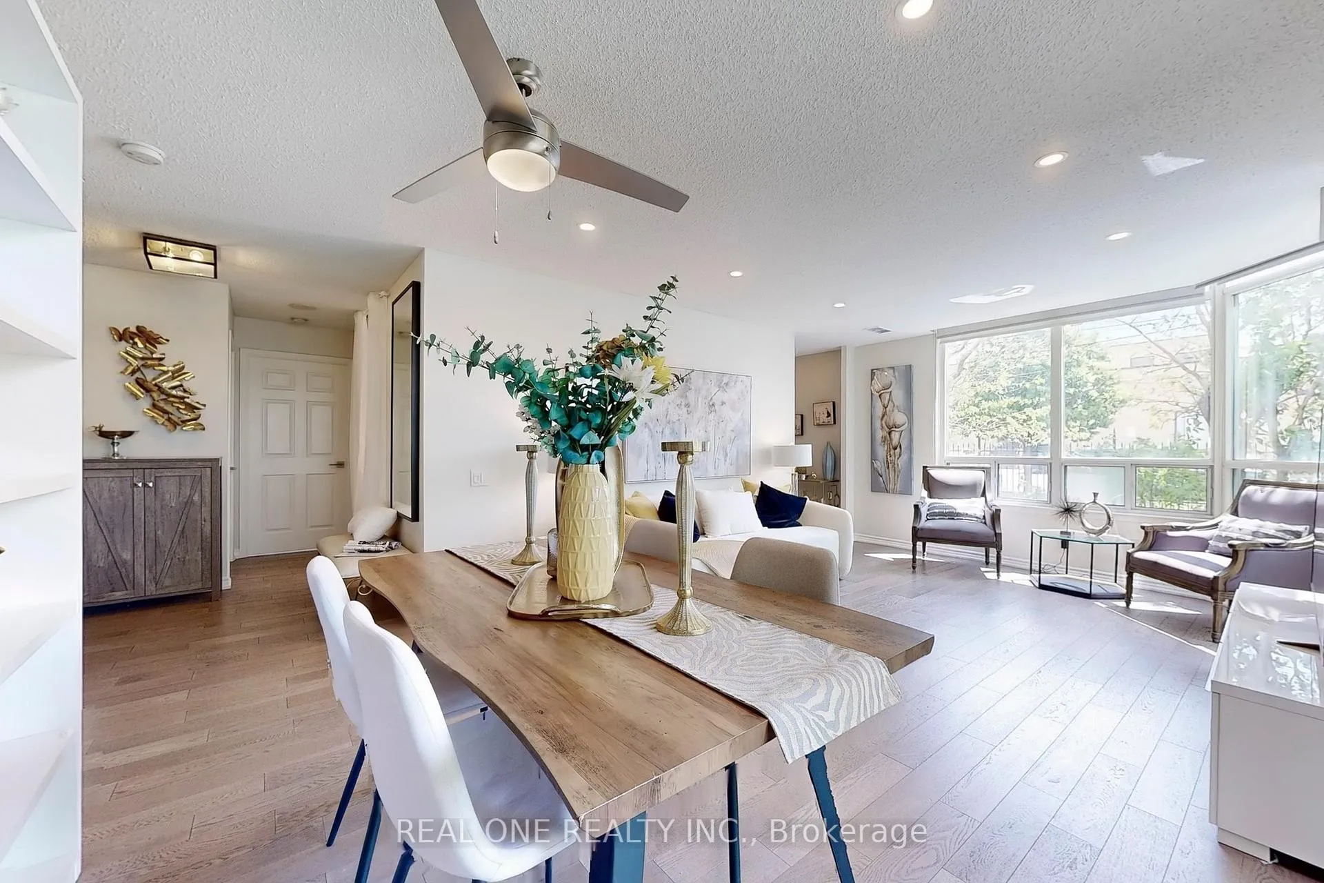 Photo 12 of Unit 101, 8 Covington Road, Toronto, Englemount-Lawrence — HOMEH