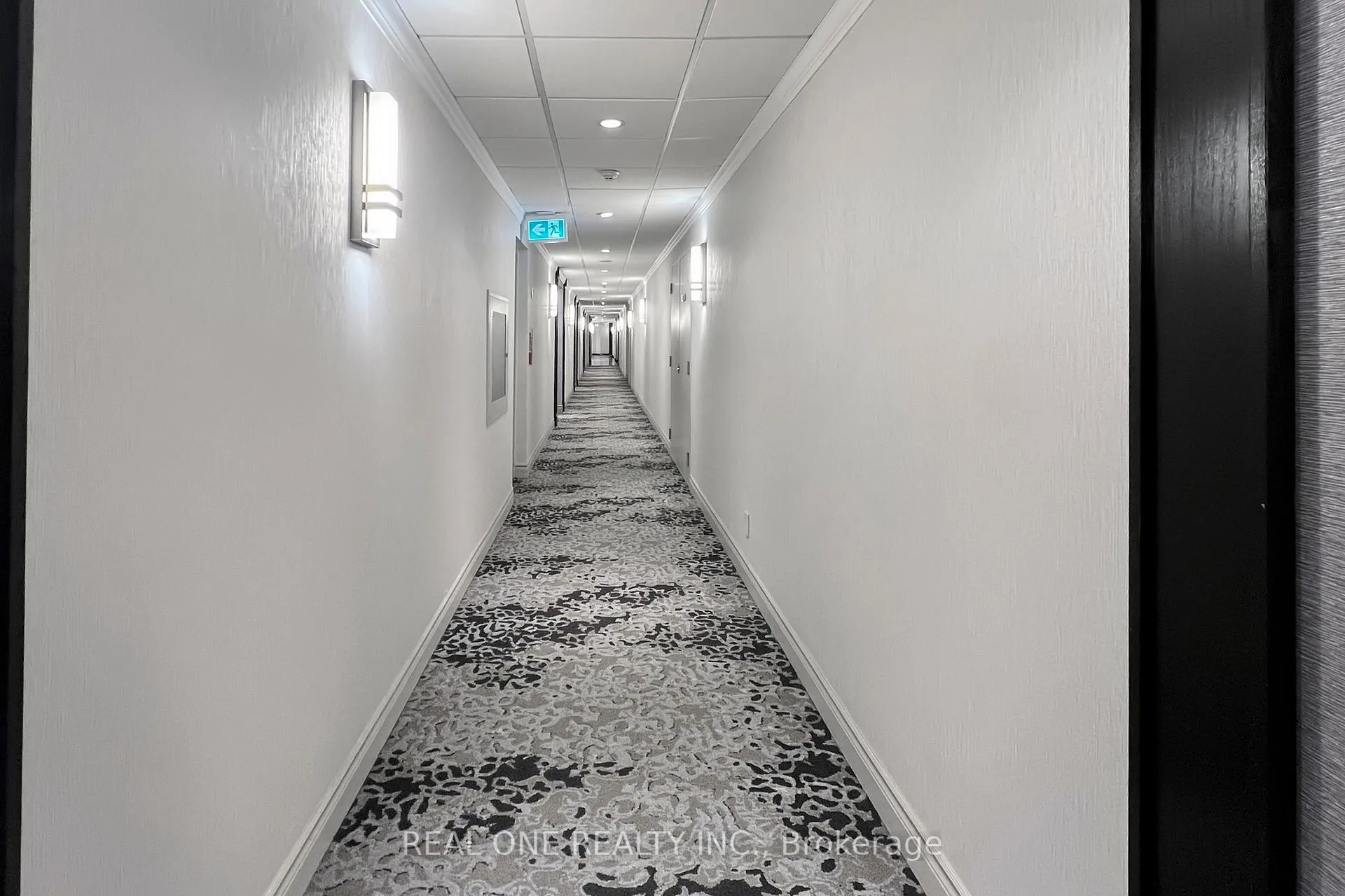 Photo 31 of Unit 101, 8 Covington Road, Toronto, Englemount-Lawrence — HOMEH
