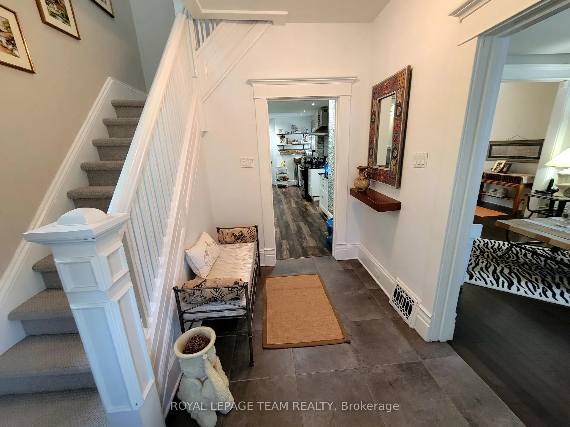 Photo 4 of 16 Peter Street S, North Glengarry, Maxville — HOMEH