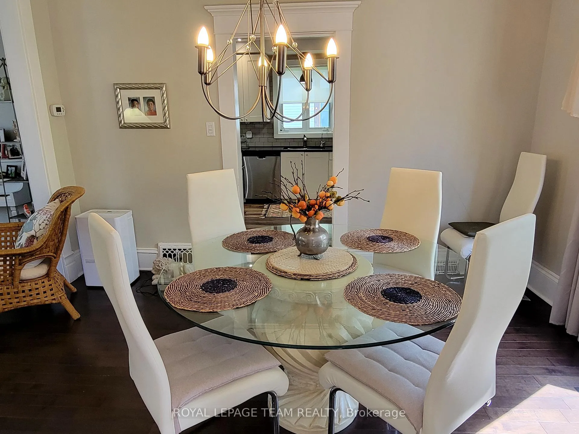 Photo 9 of 16 Peter Street S, North Glengarry, Maxville — HOMEH