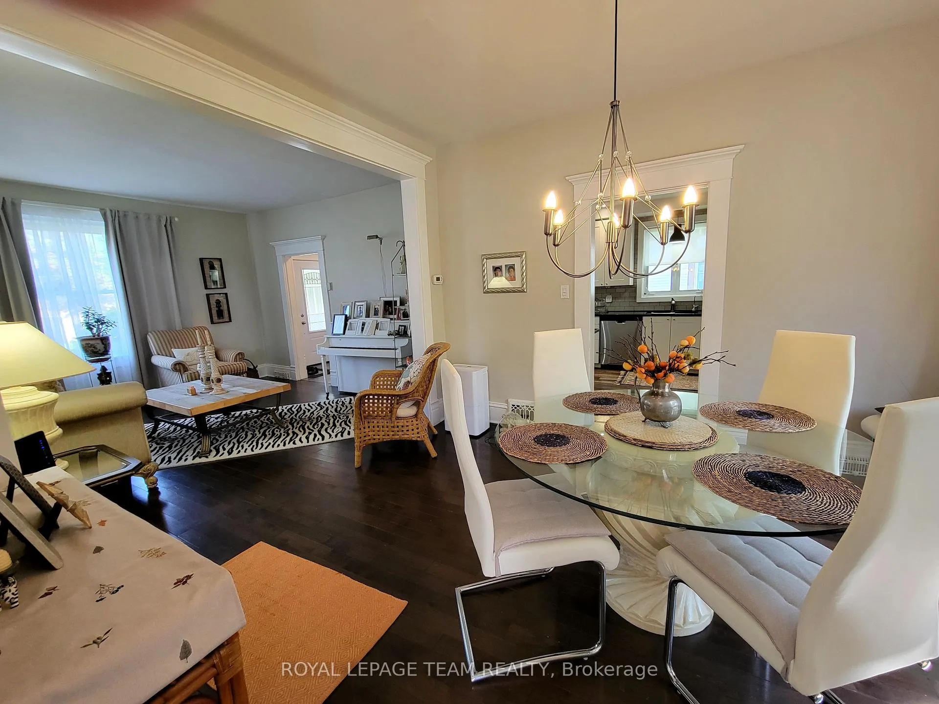 Photo 12 of 16 Peter Street S, North Glengarry, Maxville — HOMEH