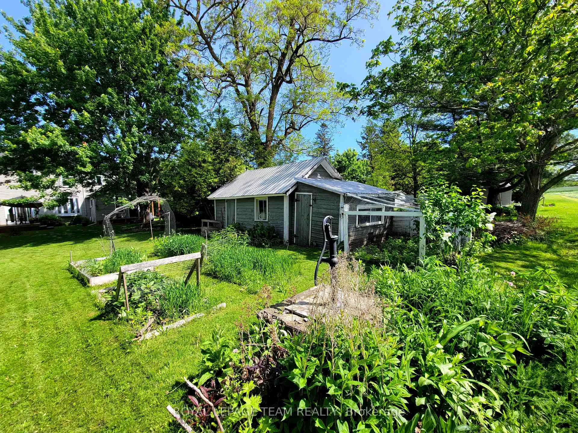 Photo 33 of 16 Peter Street S, North Glengarry, Maxville — HOMEH